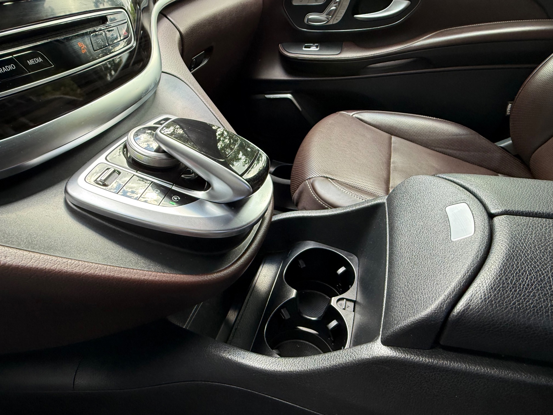 Foto van Mercedes-Benz V-klasse