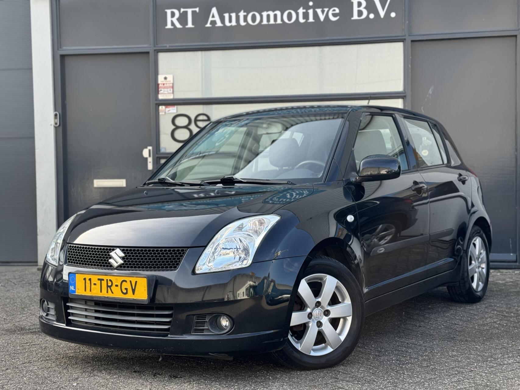 Suzuki Swift 1.3 Shogun Airco / Nieuwe APK! 5Drs 2007 - voorkant