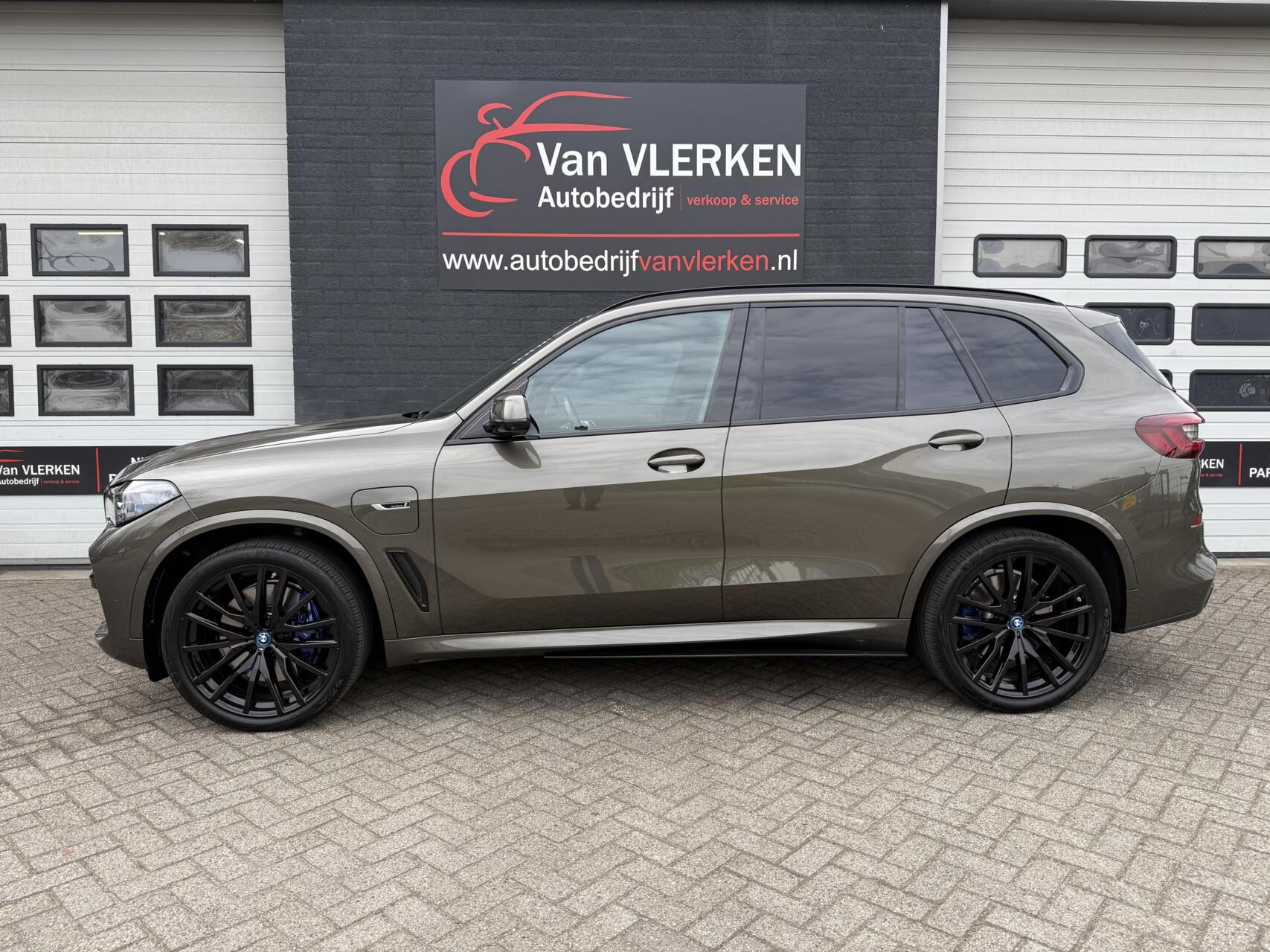 Foto van BMW X5 Xdrive45e