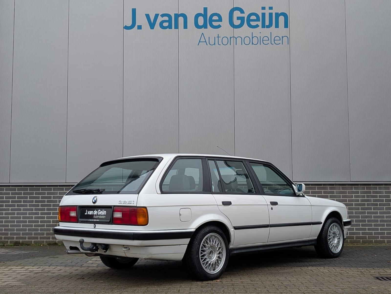 Foto van BMW 325i