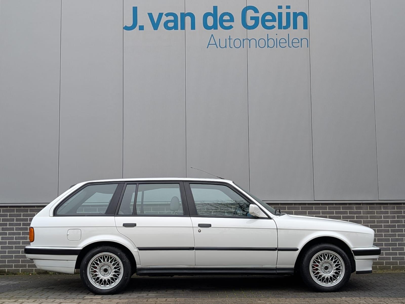 Foto van BMW 325i