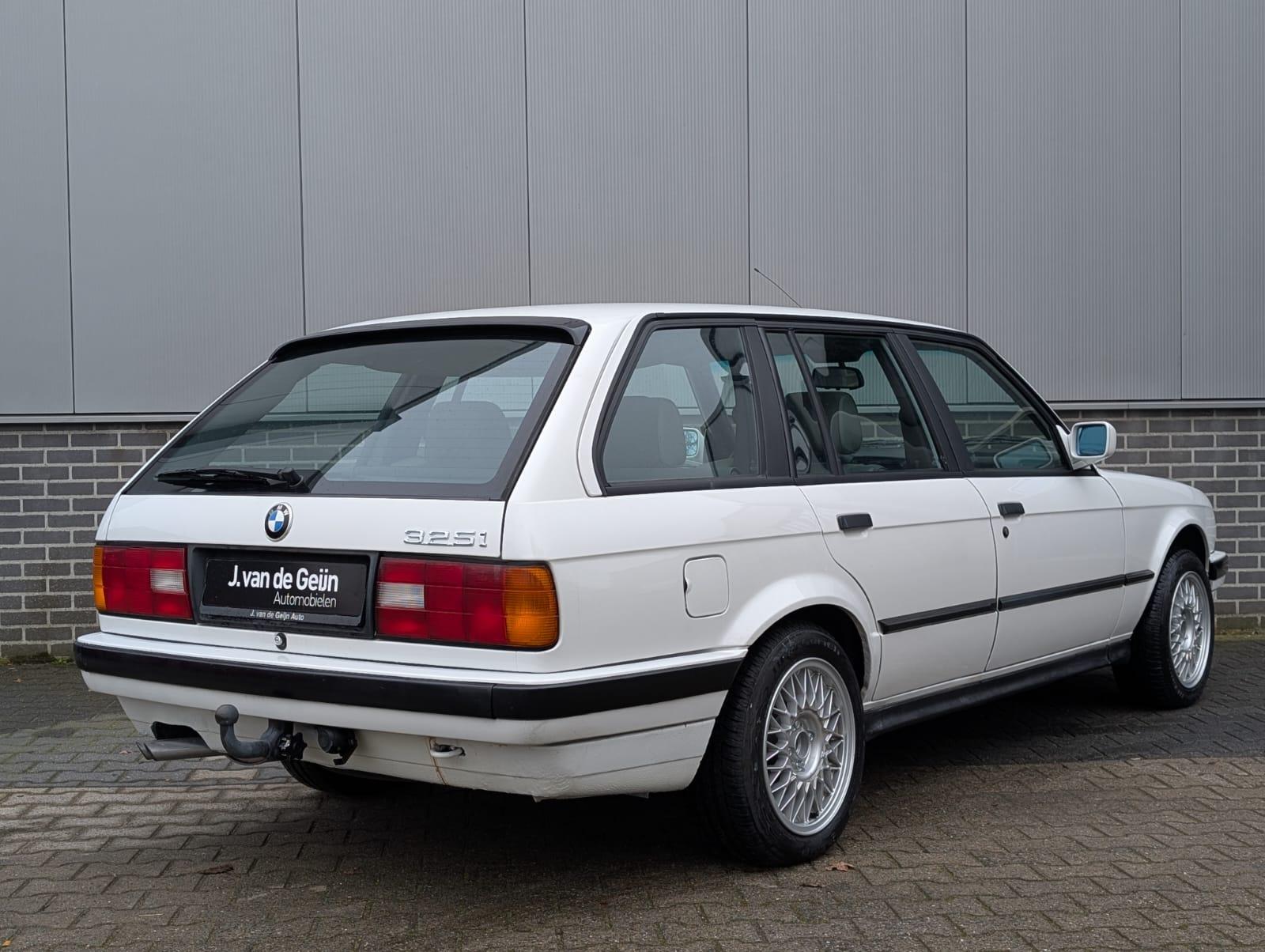 Foto van BMW 325i
