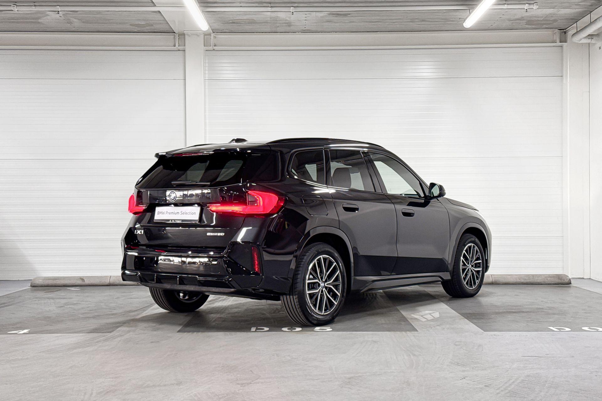 Foto van BMW Ix1 Edrive20