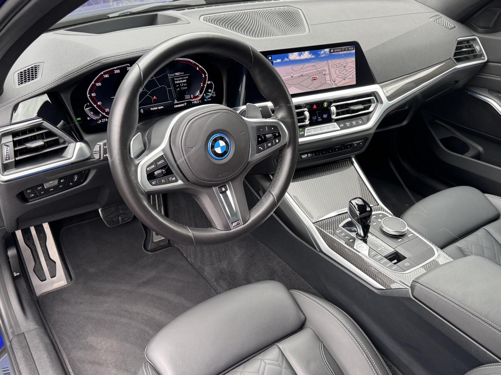 Foto van BMW 330e xDrive