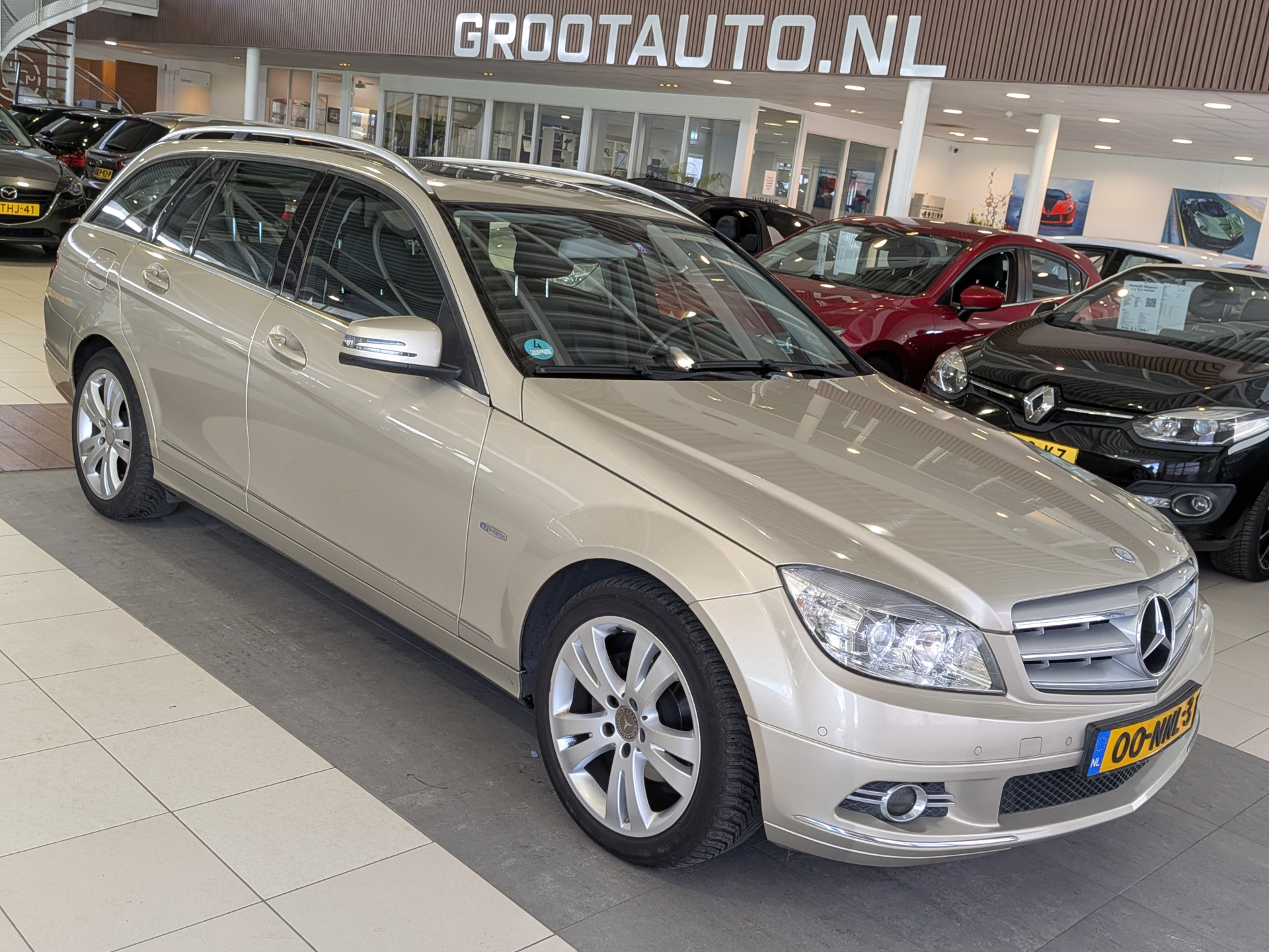 Mercedes-Benz C 180 Cgi 180 CGI BlueEFFICIENCY Business Class Avantgarde Automaat 2010 - voorkant