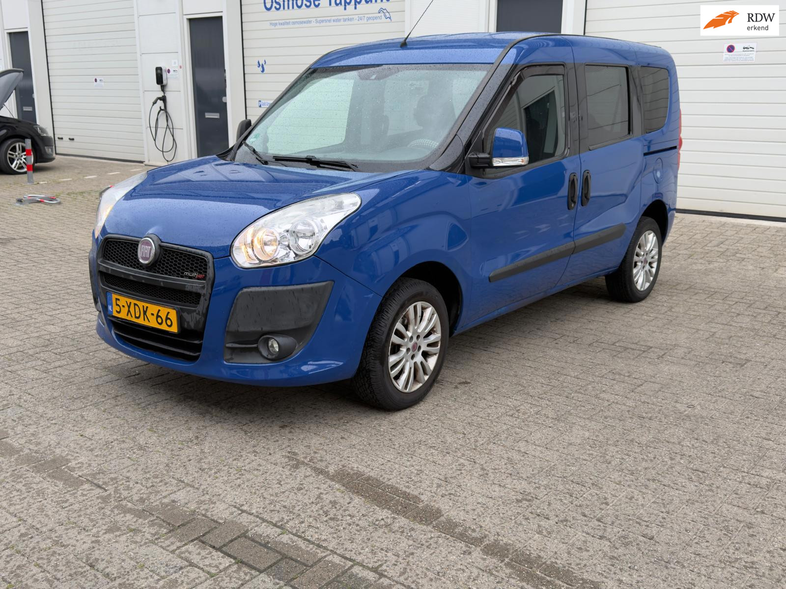 Fiat Fiat Doblo 1.4 Emotion 5 zits Dubelle Schuifdeur 2010 - voorkant