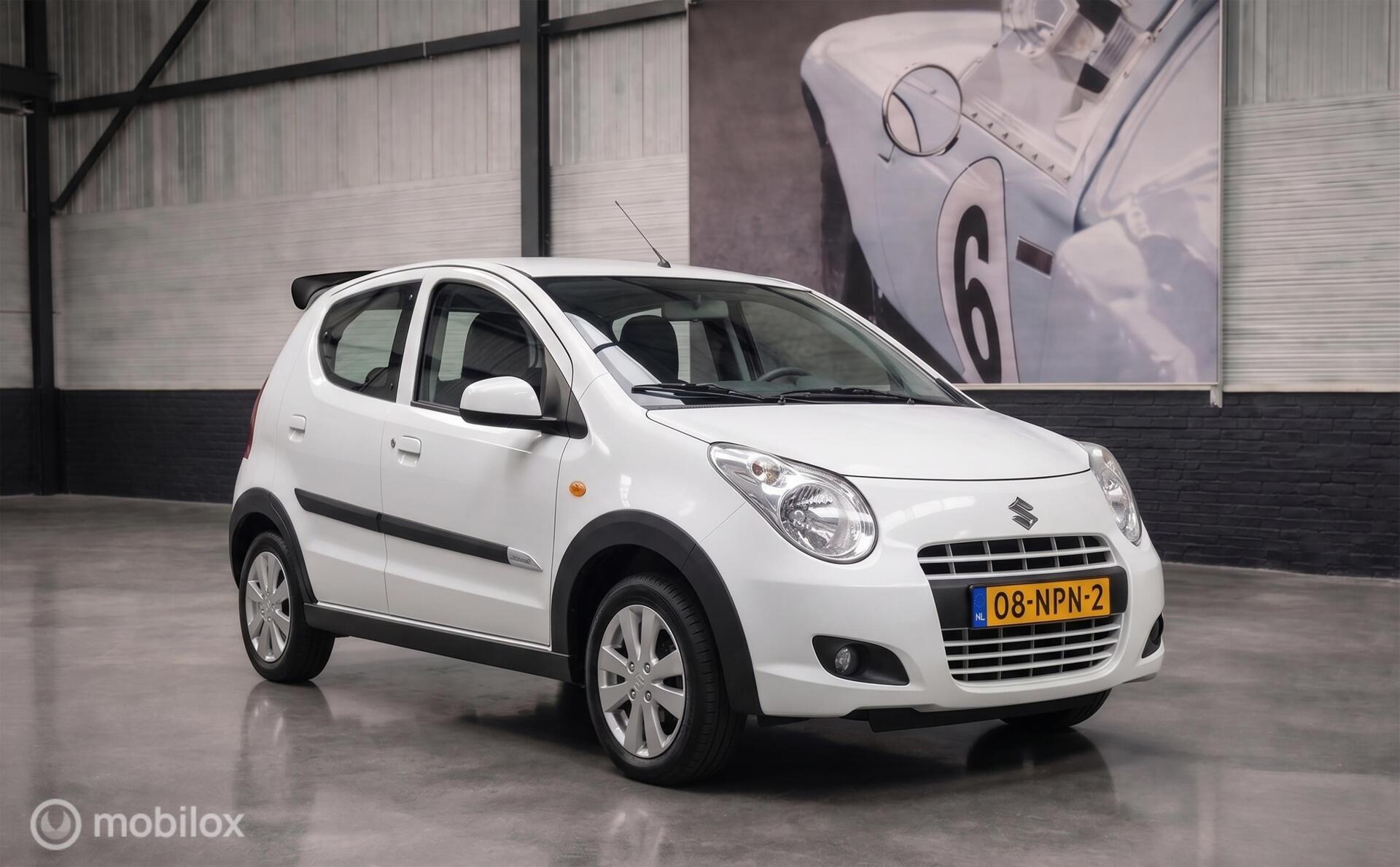 Suzuki Alto 1.0 Exclusie Automaat| Uniek Lage kmstand| NAP| 2010 - voorkant