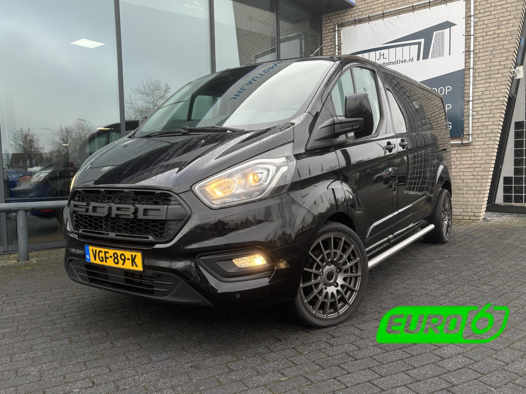 Ford Transit Custom 2.0 TDCI L2H1 DC*AUTOM.*ECC*CRUISE*NAVI*HAAK*CAM* 2020 - voorkant
