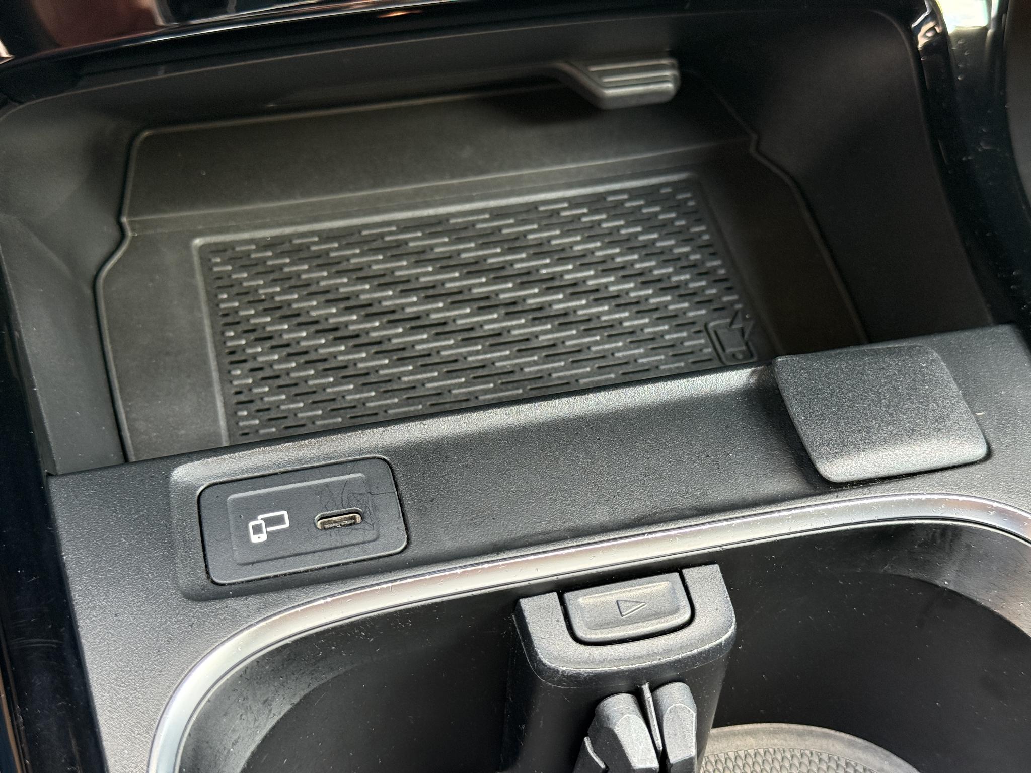 Foto van Mercedes-Benz A 250 E