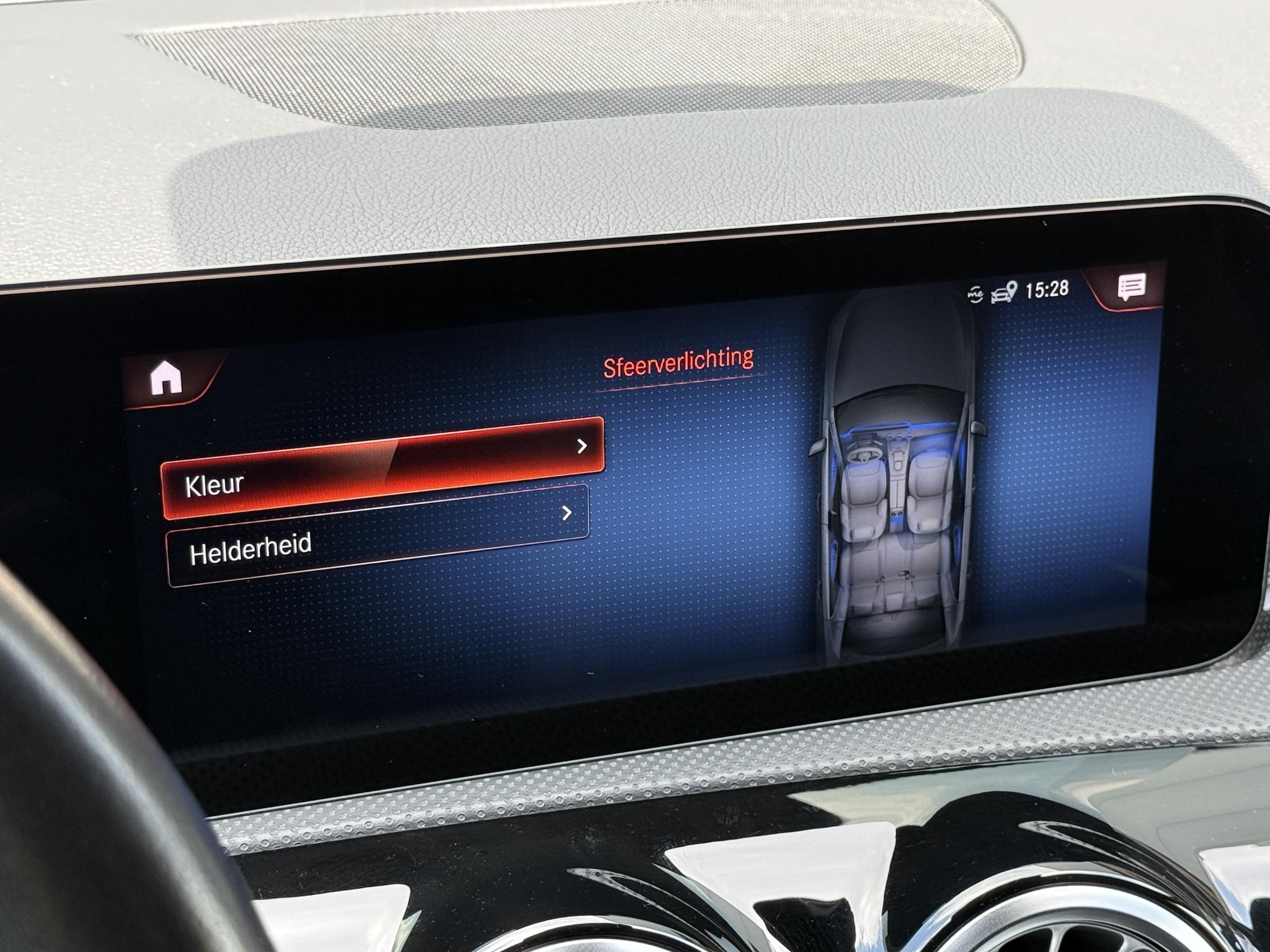 Foto van Mercedes-Benz A 250 E