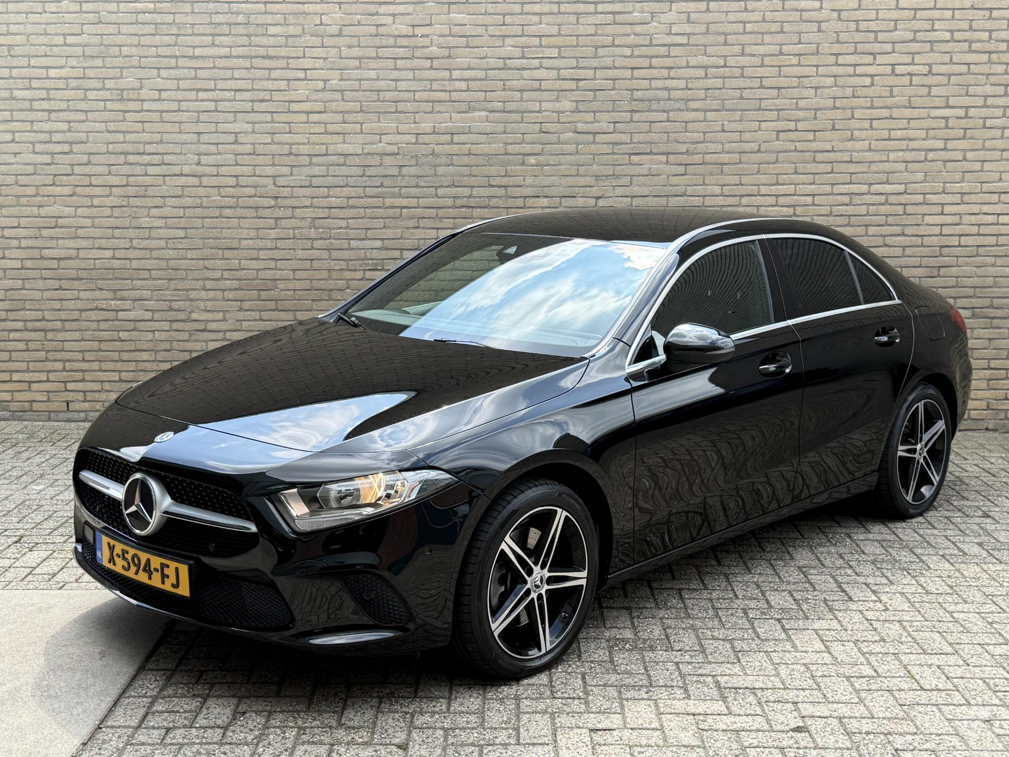 Foto van Mercedes-Benz A 250 E