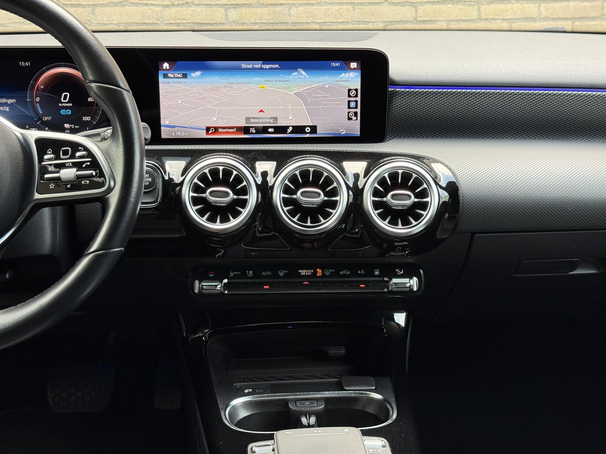 Foto van Mercedes-Benz A 250 E