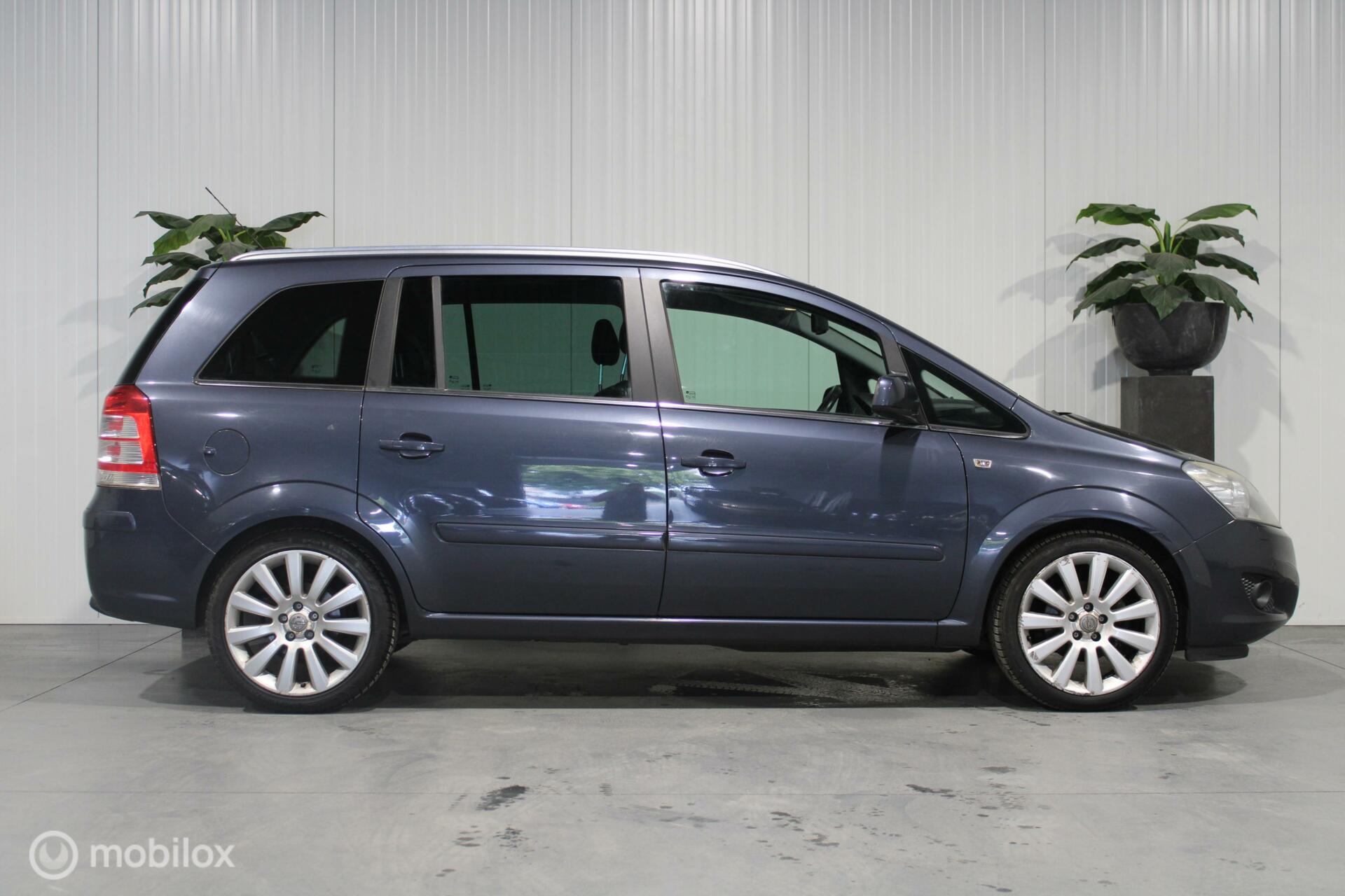 Foto van Opel Zafira