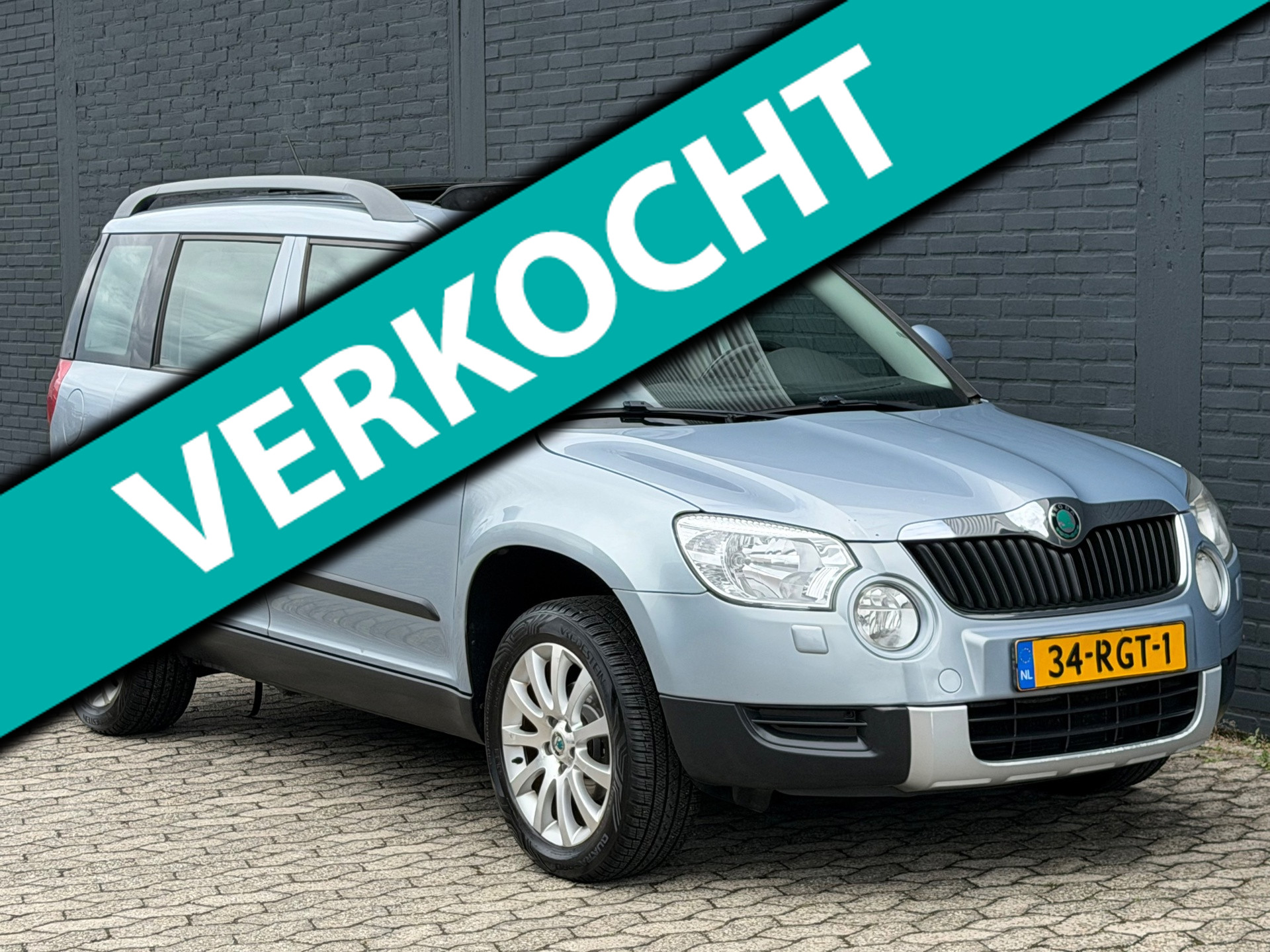 Skoda Yeti 1.2 TSI Ambition PANO CLIMA PDC TREKHAAK 2011 - voorkant