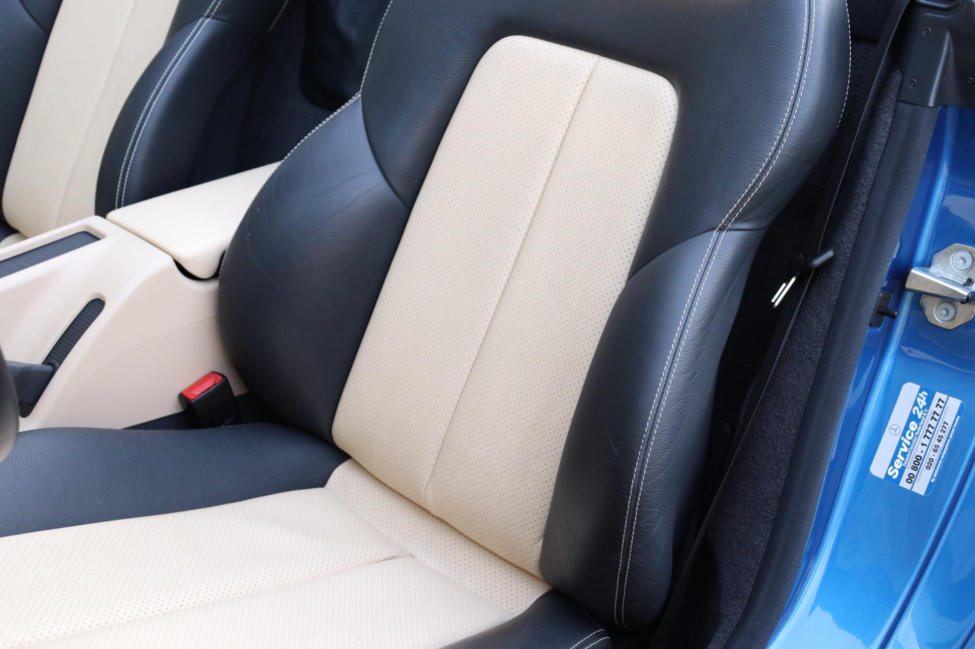 Foto van Mercedes-Benz SLK 230 Kompressor