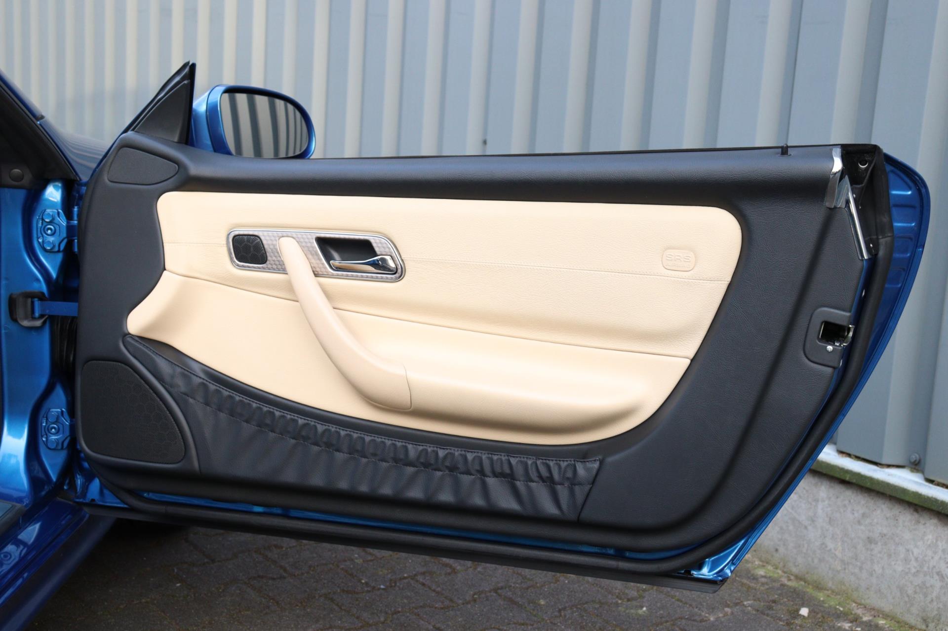 Foto van Mercedes-Benz SLK 230 Kompressor
