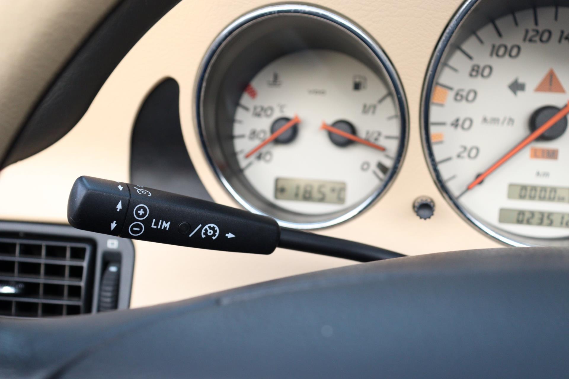 Foto van Mercedes-Benz SLK 230 Kompressor