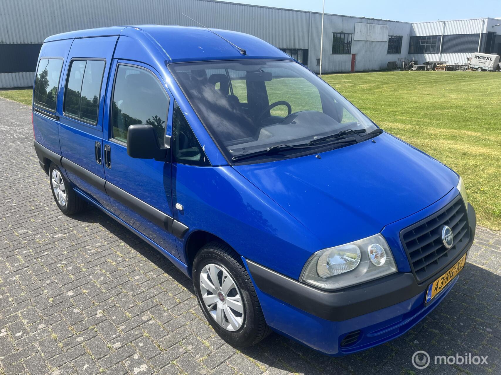 Fiat Scudo 2.0-16V / 9Persoons / APK / Schuifdeur / 2005 - voorkant