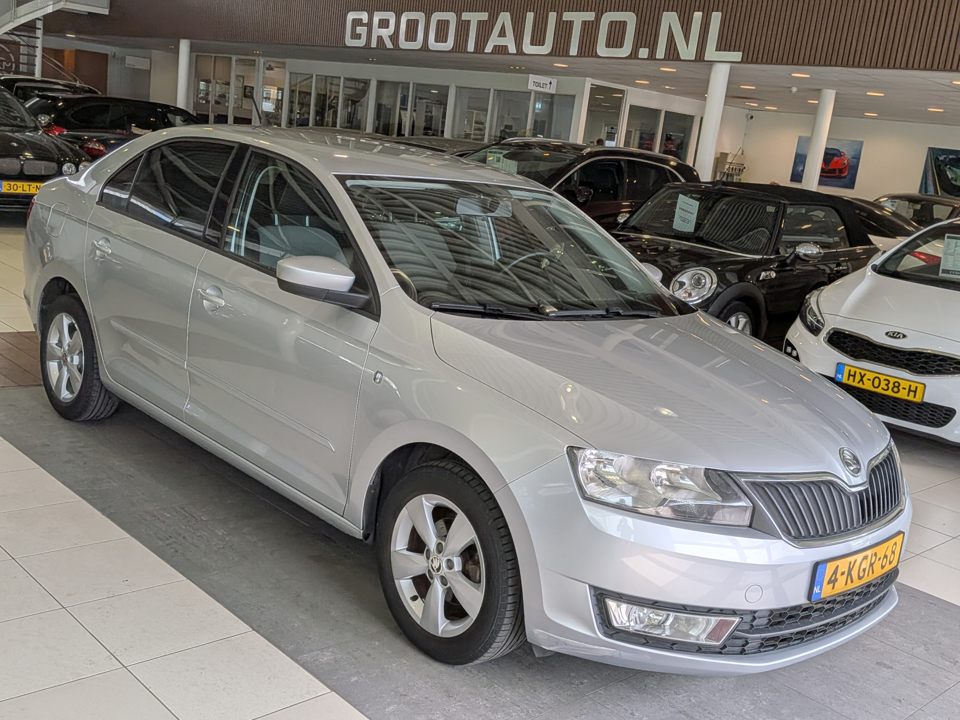 Skoda Rapid 1.2 TSI Greentech Elegance Businessline 2013 - voorkant