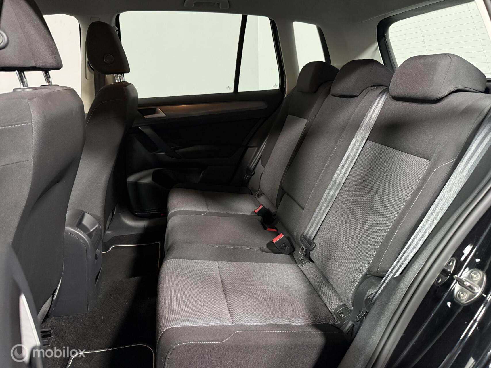 Foto van Volkswagen Golf Sportsvan