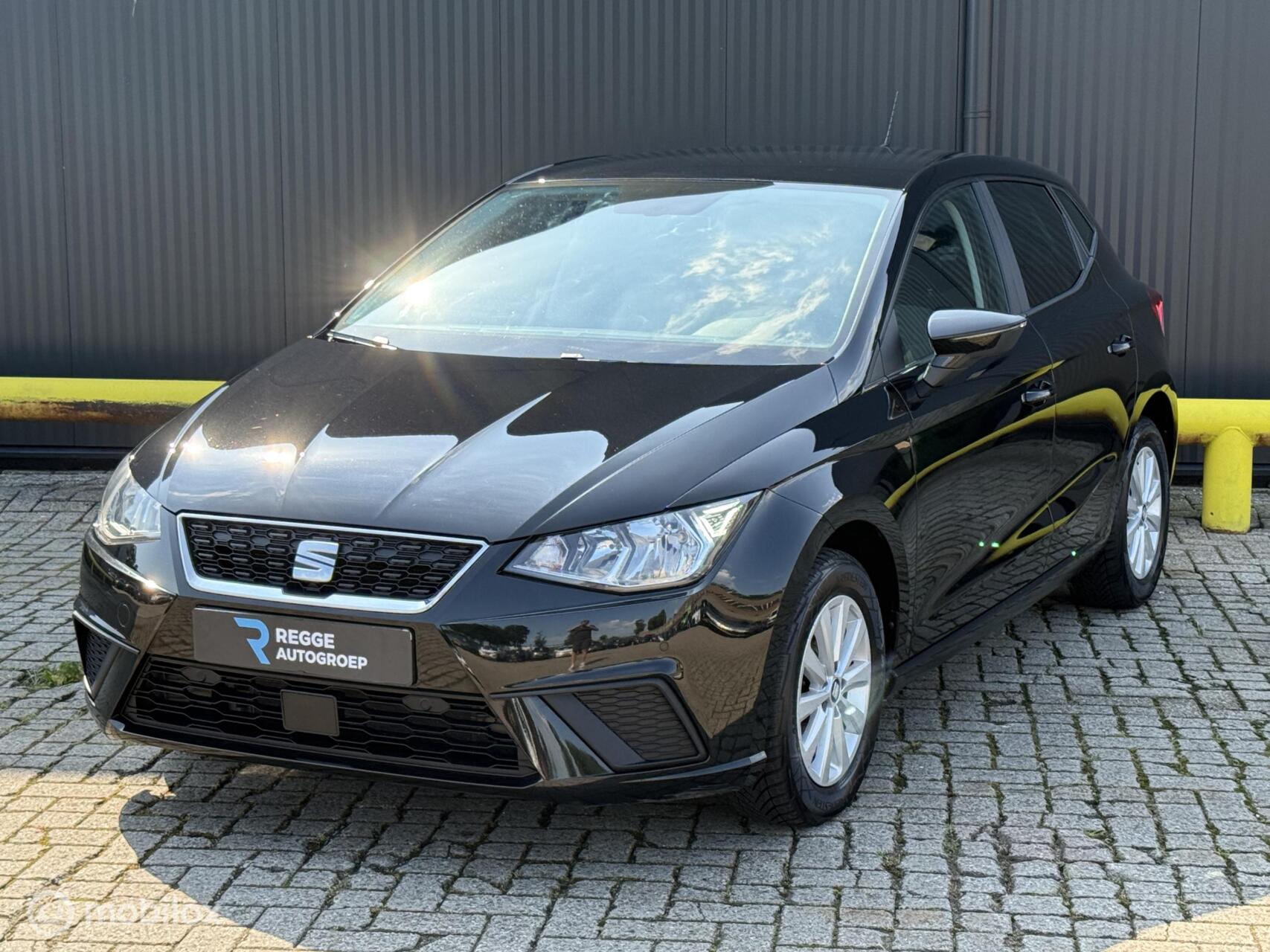 Seat Ibiza 1.0 TSI Excellence NAVI | CARPLAY | CAMERA | PDC 2019 - voorkant