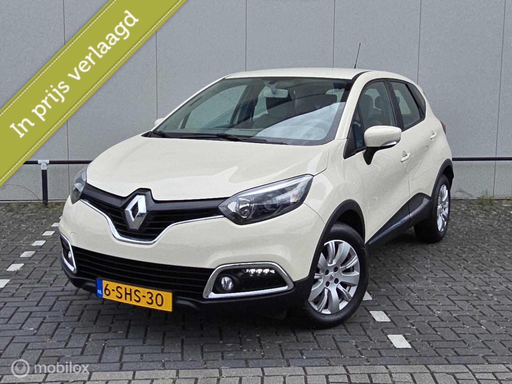Renault Captur 0.9 TCe Expression Trekhaak! 143000km! 2013 - voorkant
