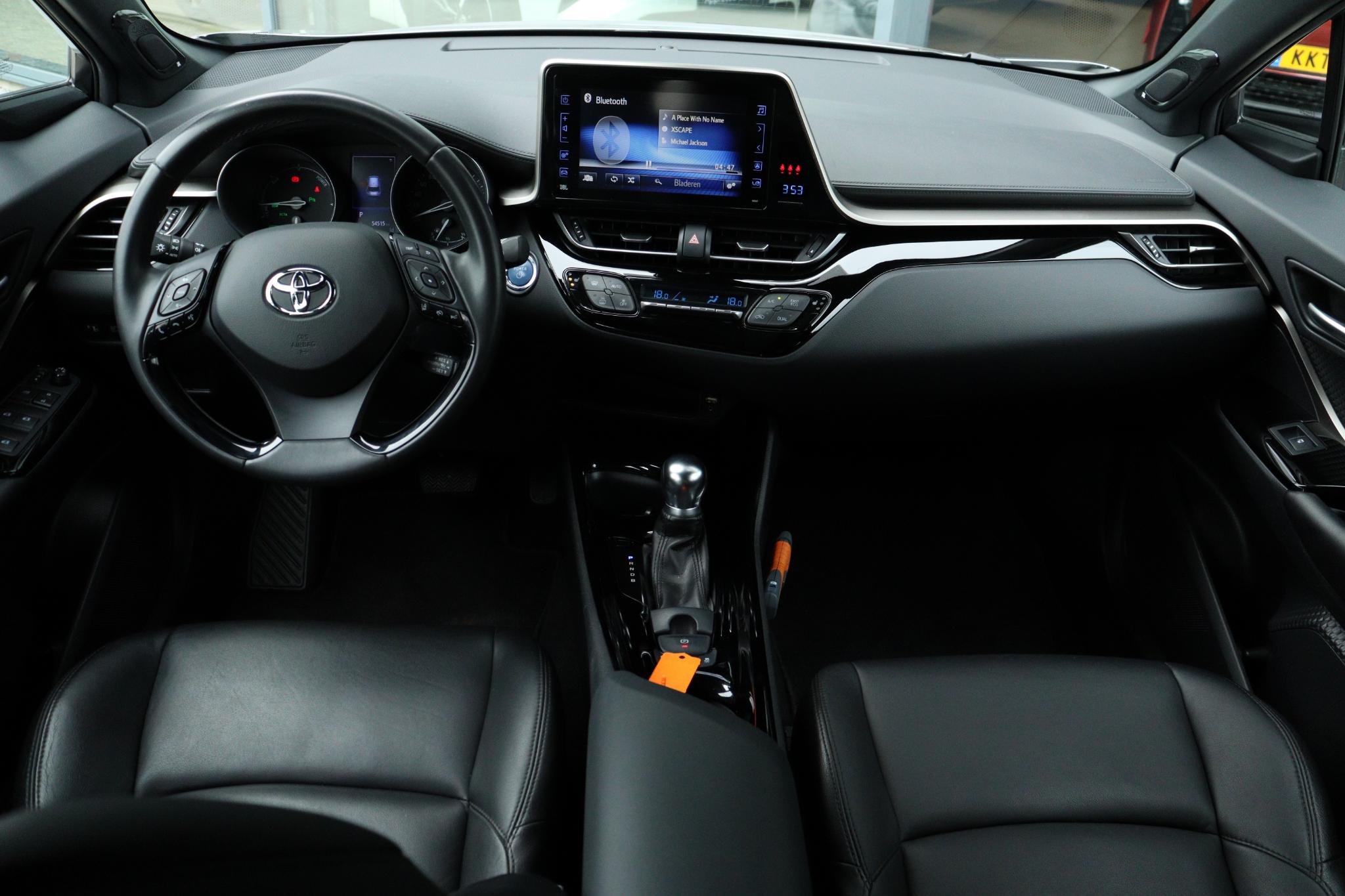 Foto van Toyota Toyota C-hr