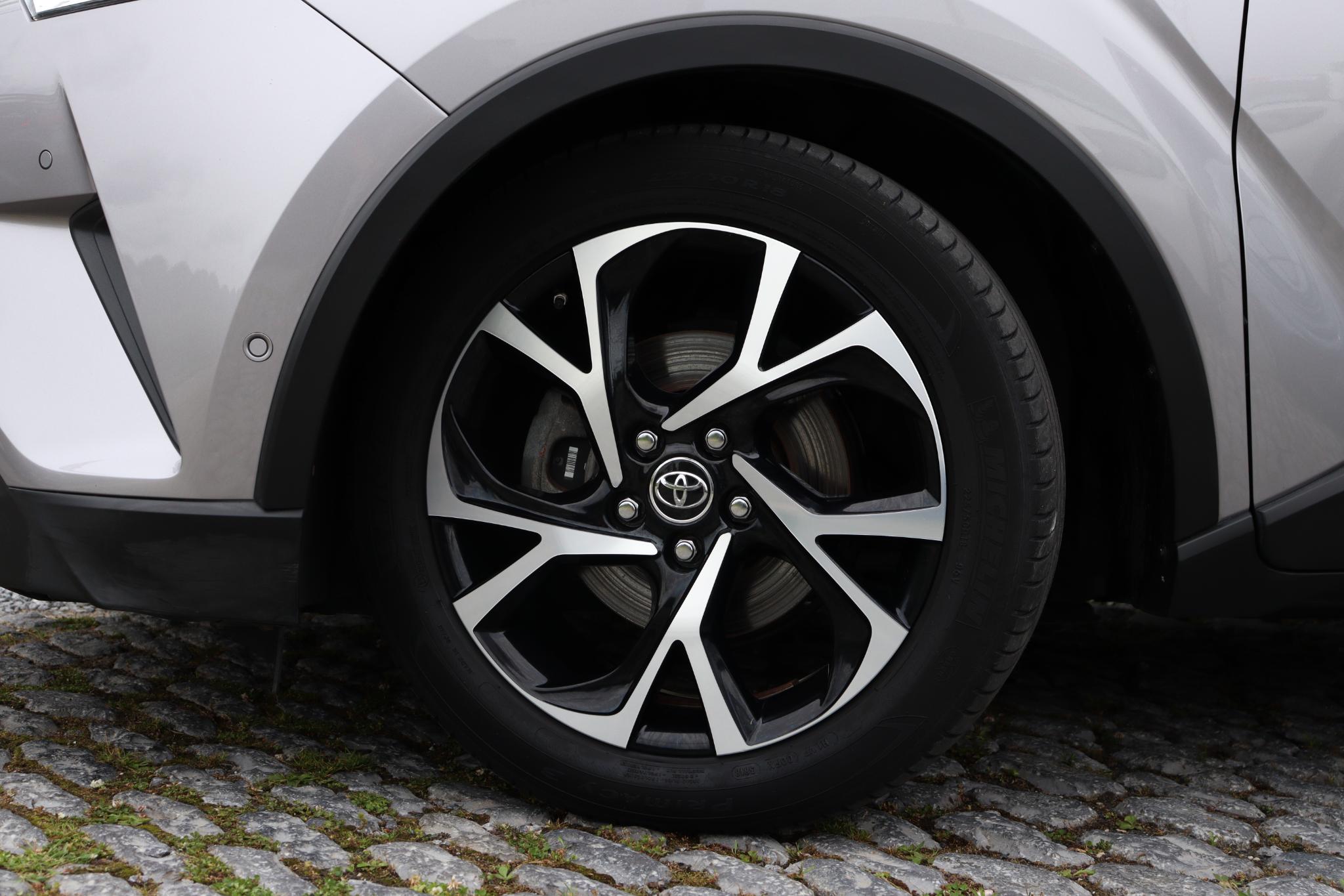 Foto van Toyota Toyota C-hr