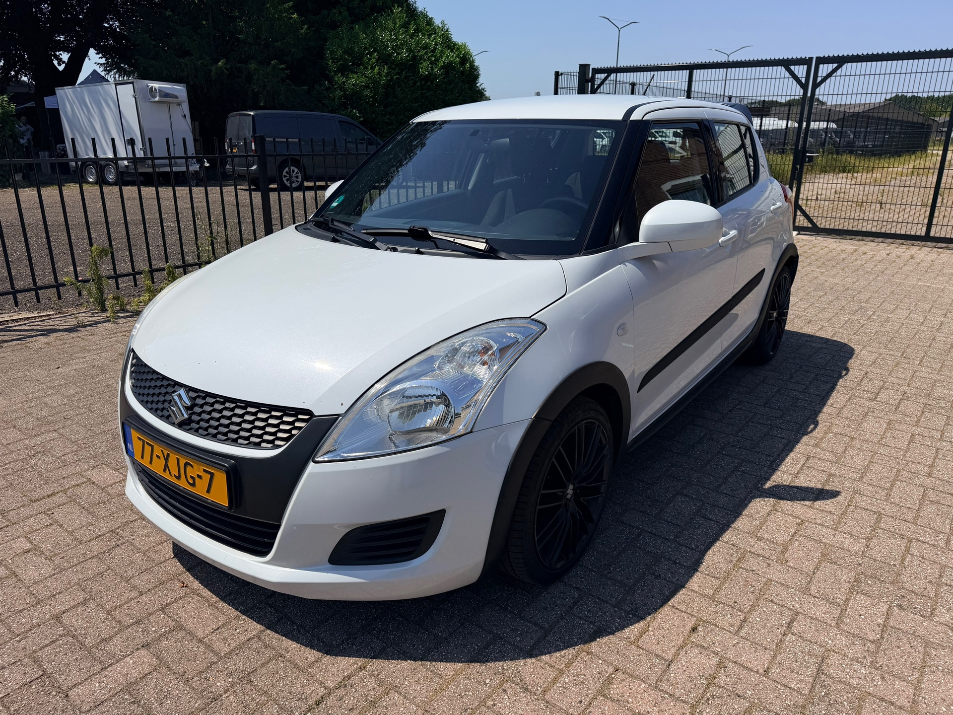 Foto van SUZUKI SWIFT