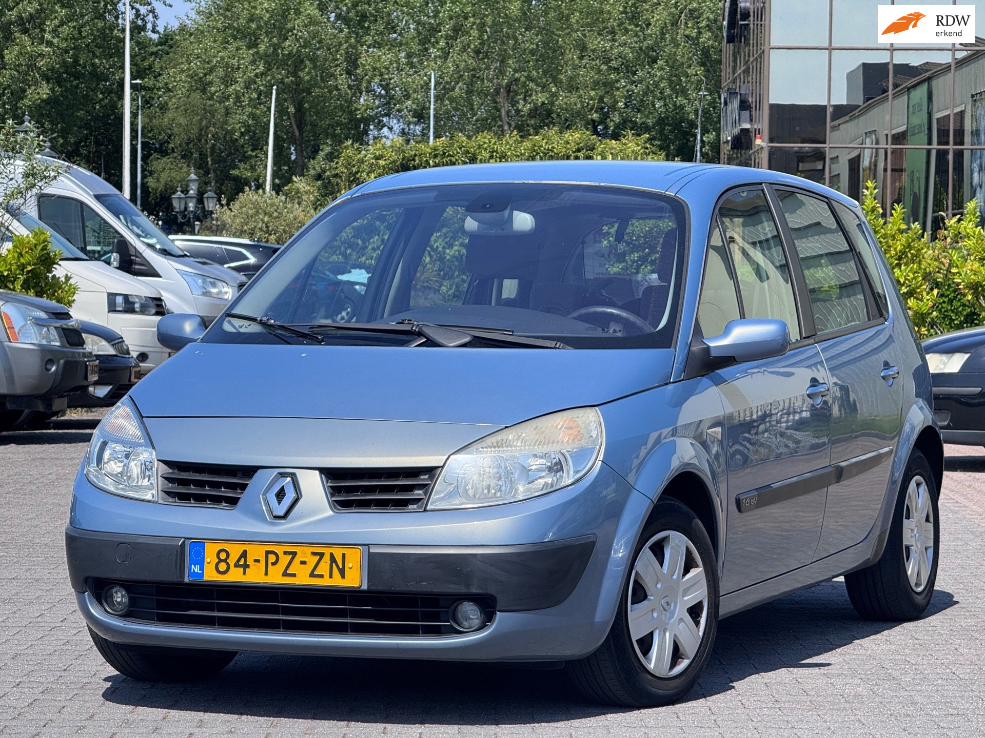 Foto van RENAULT MEGANE SCENIC