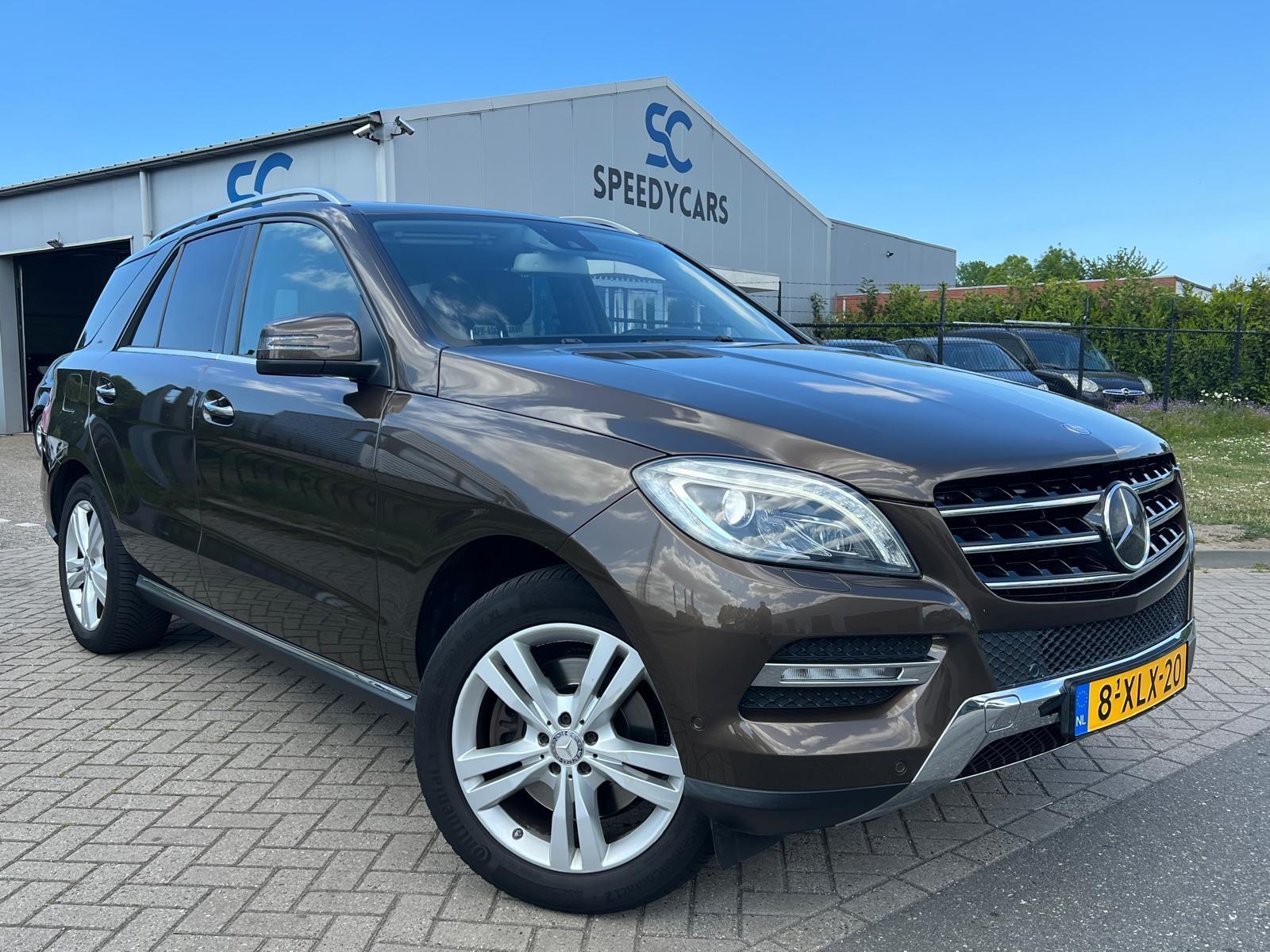 Mercedes-Benz ML 350 4Matic 350 4Matic Keyless Navi Distronic Camera 2012 - voorkant