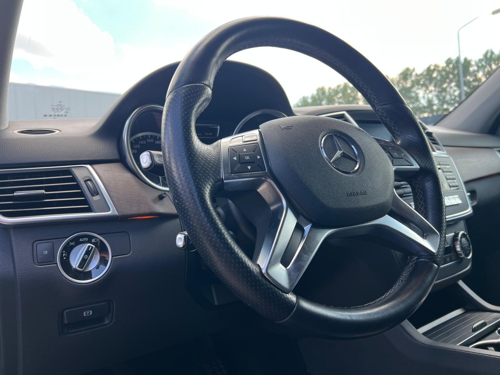 Foto van Mercedes-Benz ML 350 4Matic