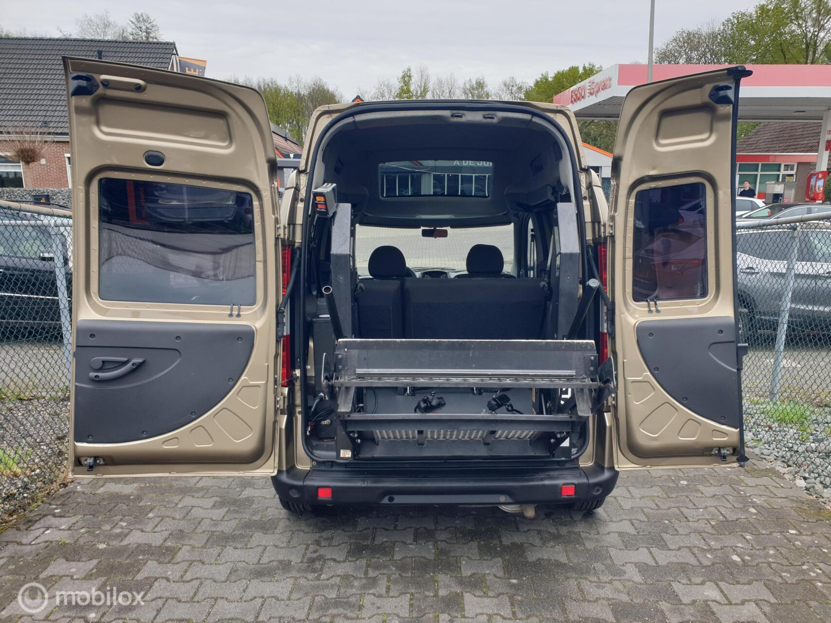 Foto van Fiat Doblo