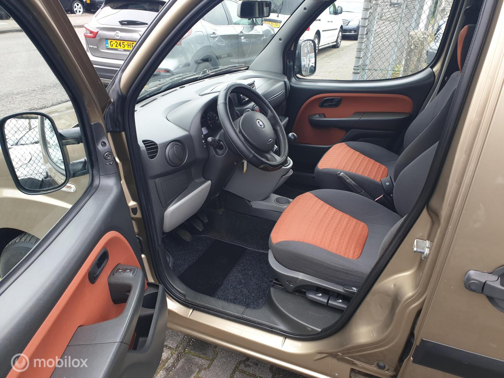Foto van Fiat Doblo