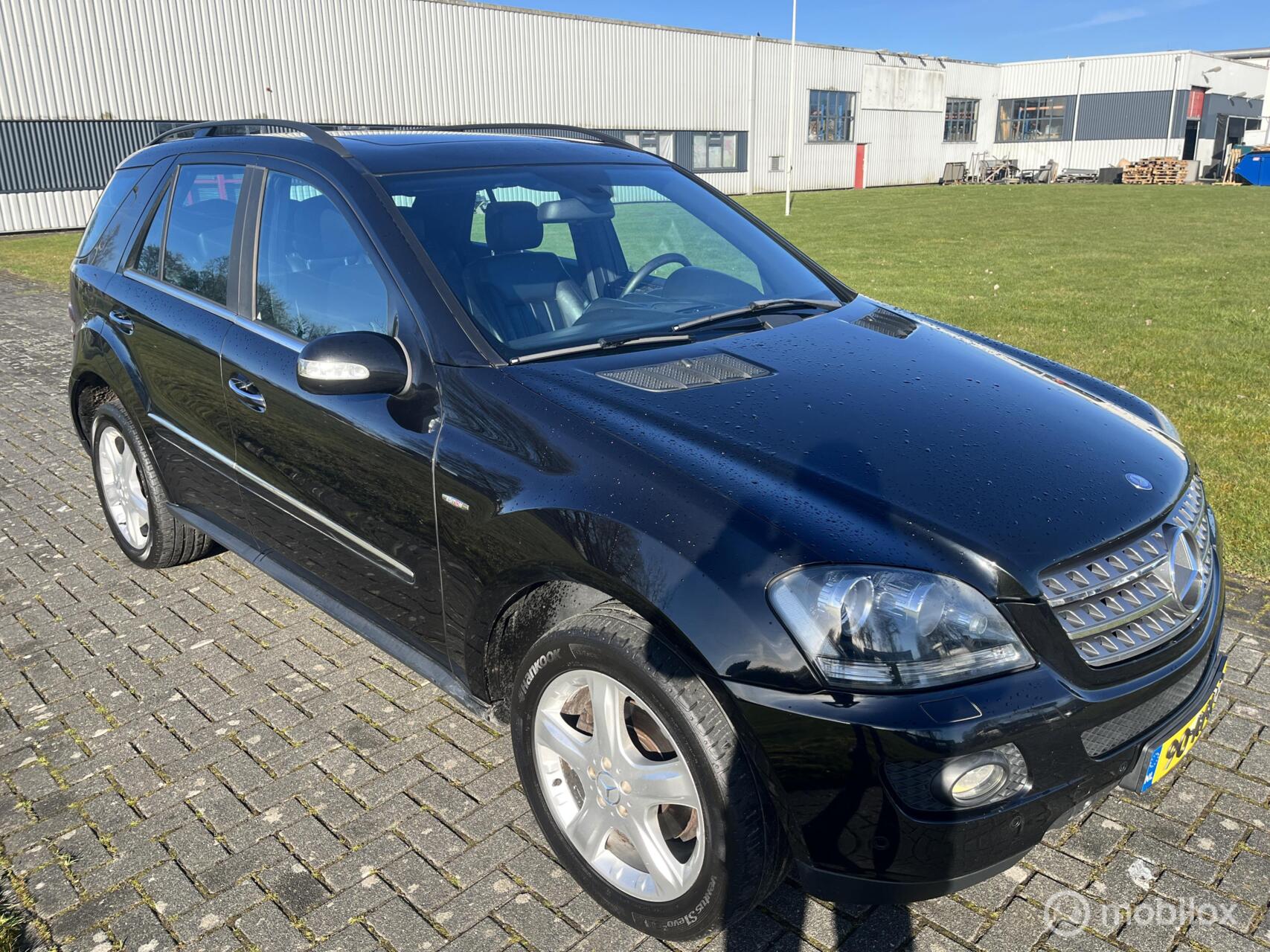 Mercedes-Benz ML 320 CDI 4Matic 320 CDI Edition Automaat / 4Matic / Leder / APK / Airco / Trekhaak / Cruise / 2008 - voorkant