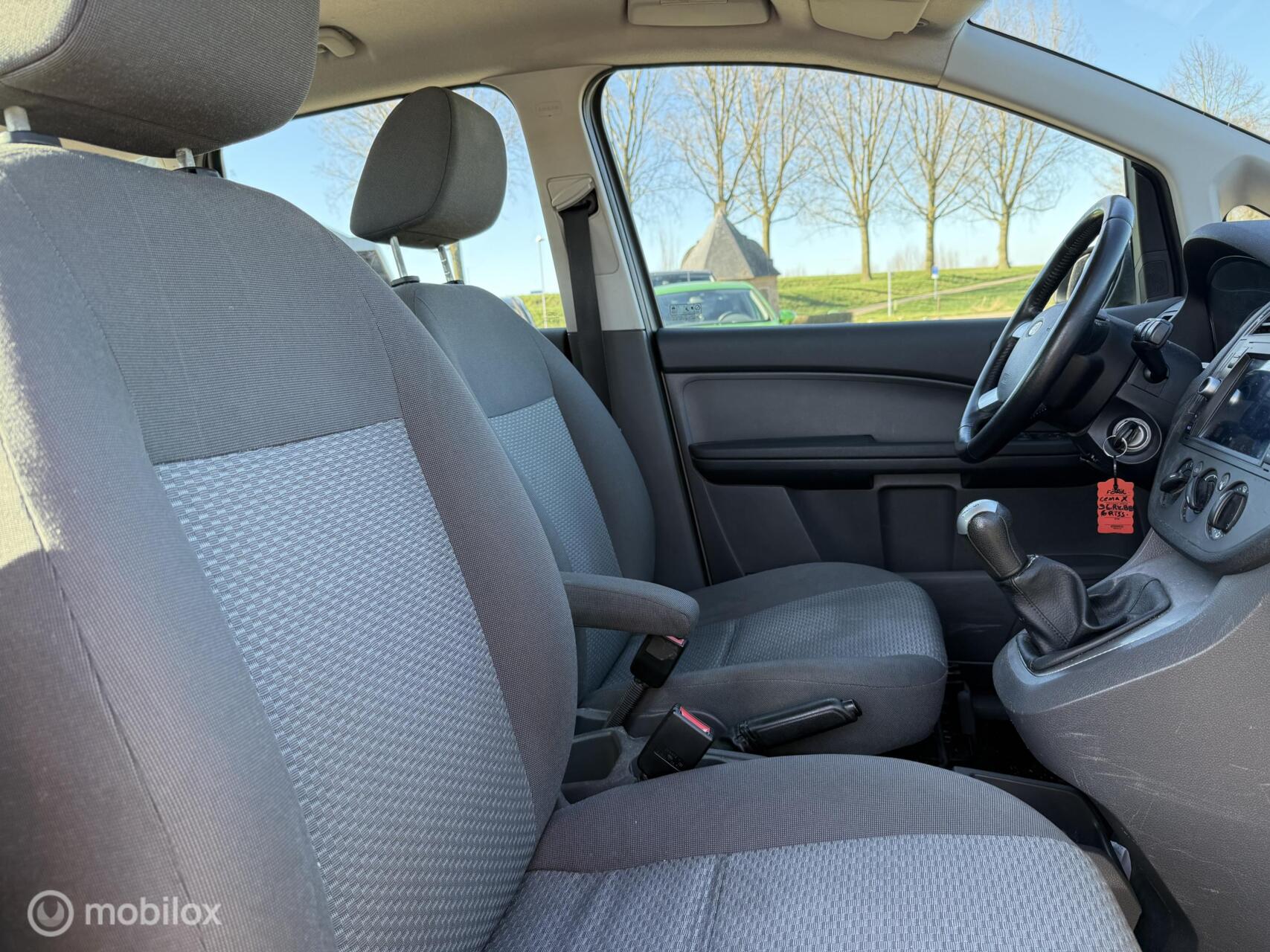 Foto van Ford C-max