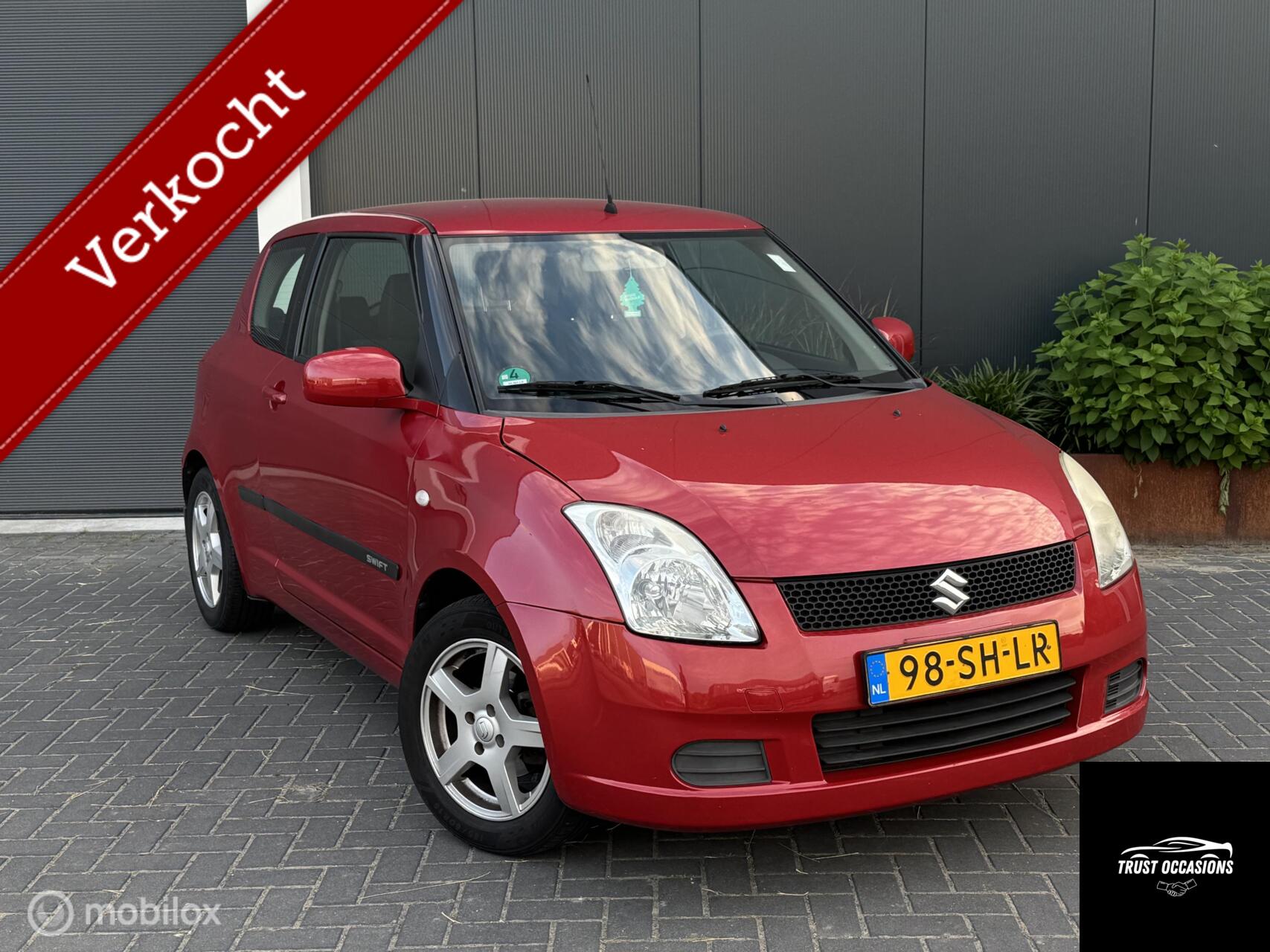 Foto van SUZUKI SWIFT