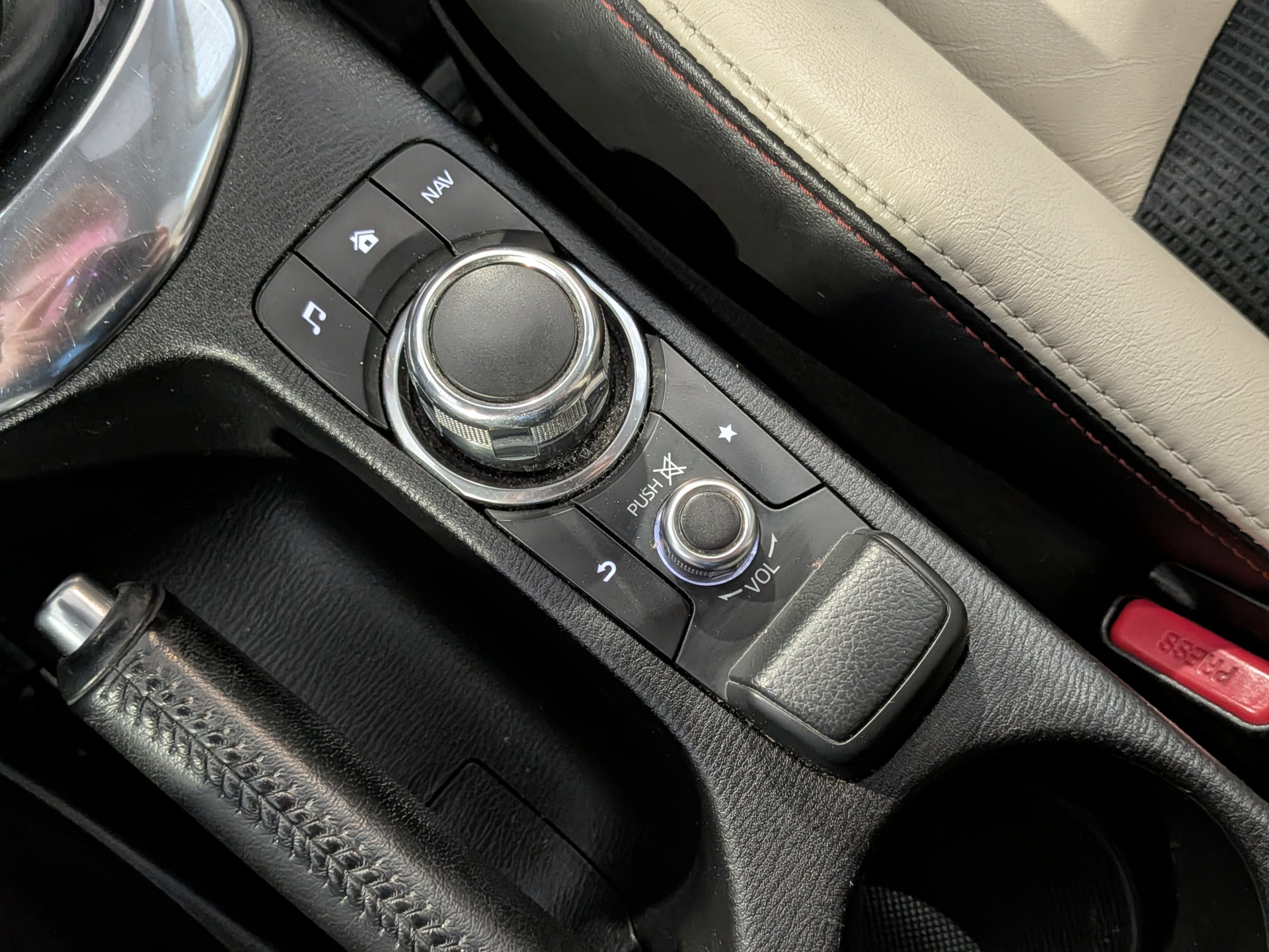 Foto van Mazda 2