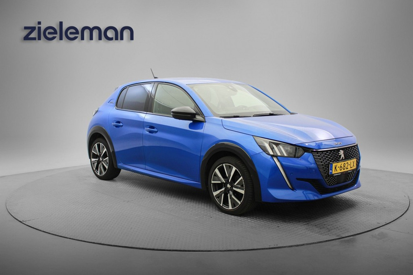 Peugeot 208 1.2 PureTech GT-Line - Digitaal Cockpit, Carplay, Camera, Half Leer 2021 - voorkant