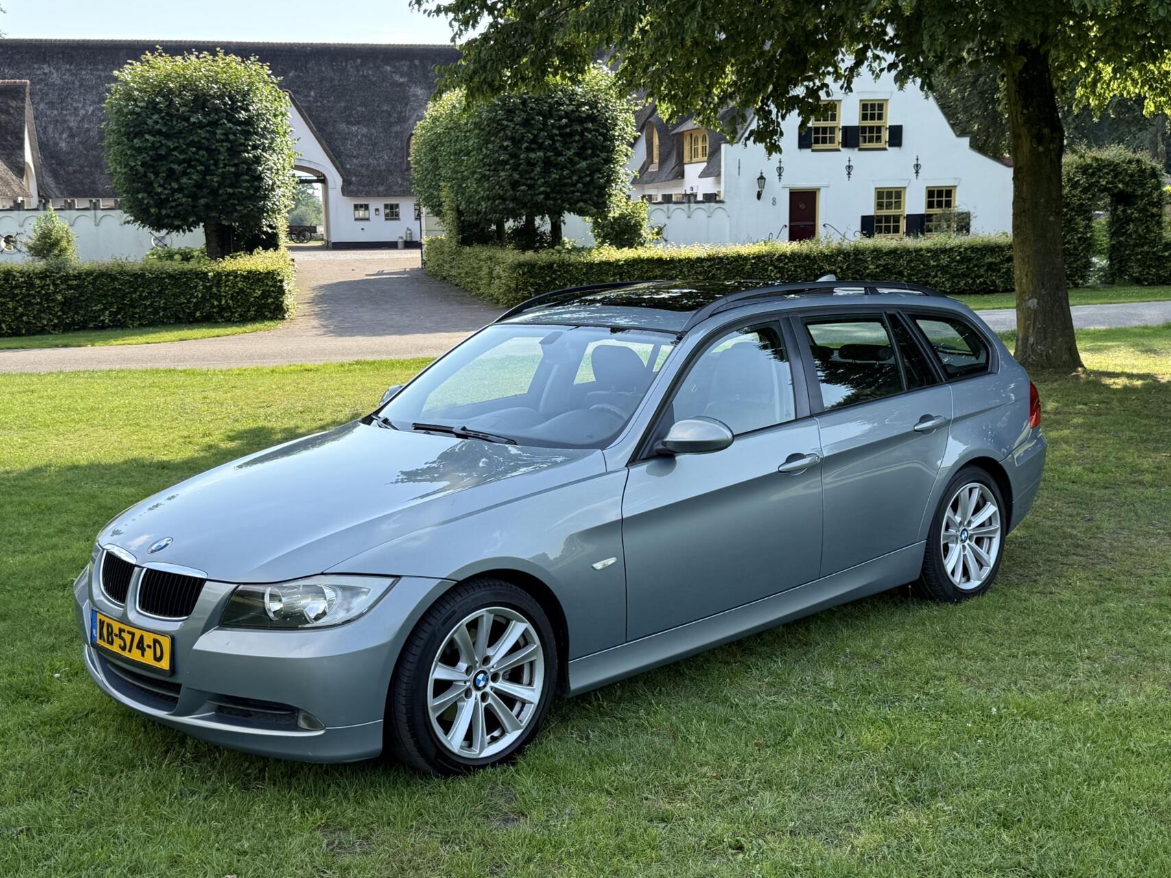 Foto van BMW 3ER REIHE
