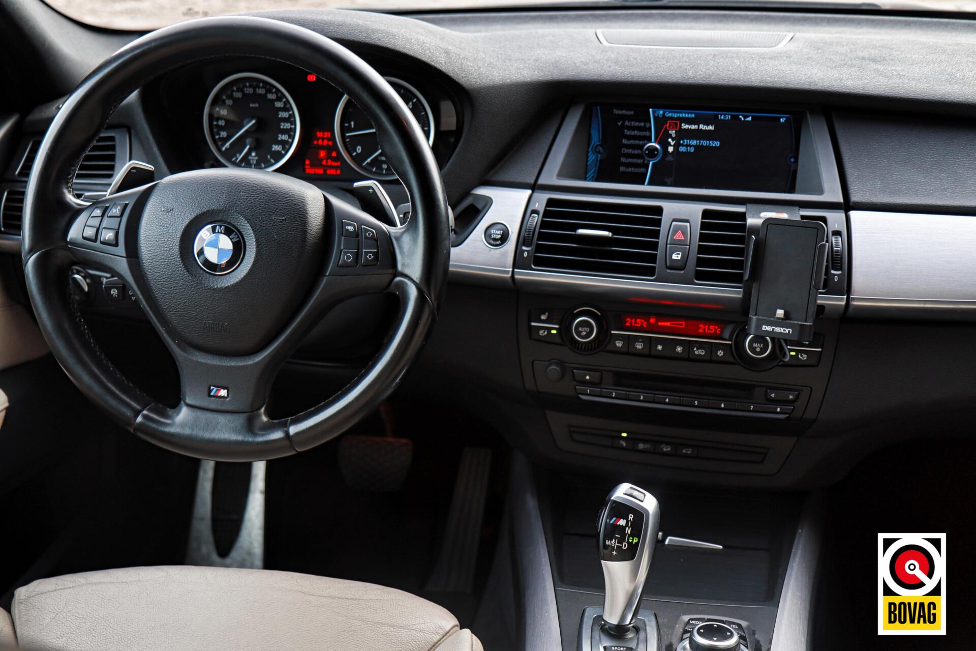 Foto van BMW X5 M50d