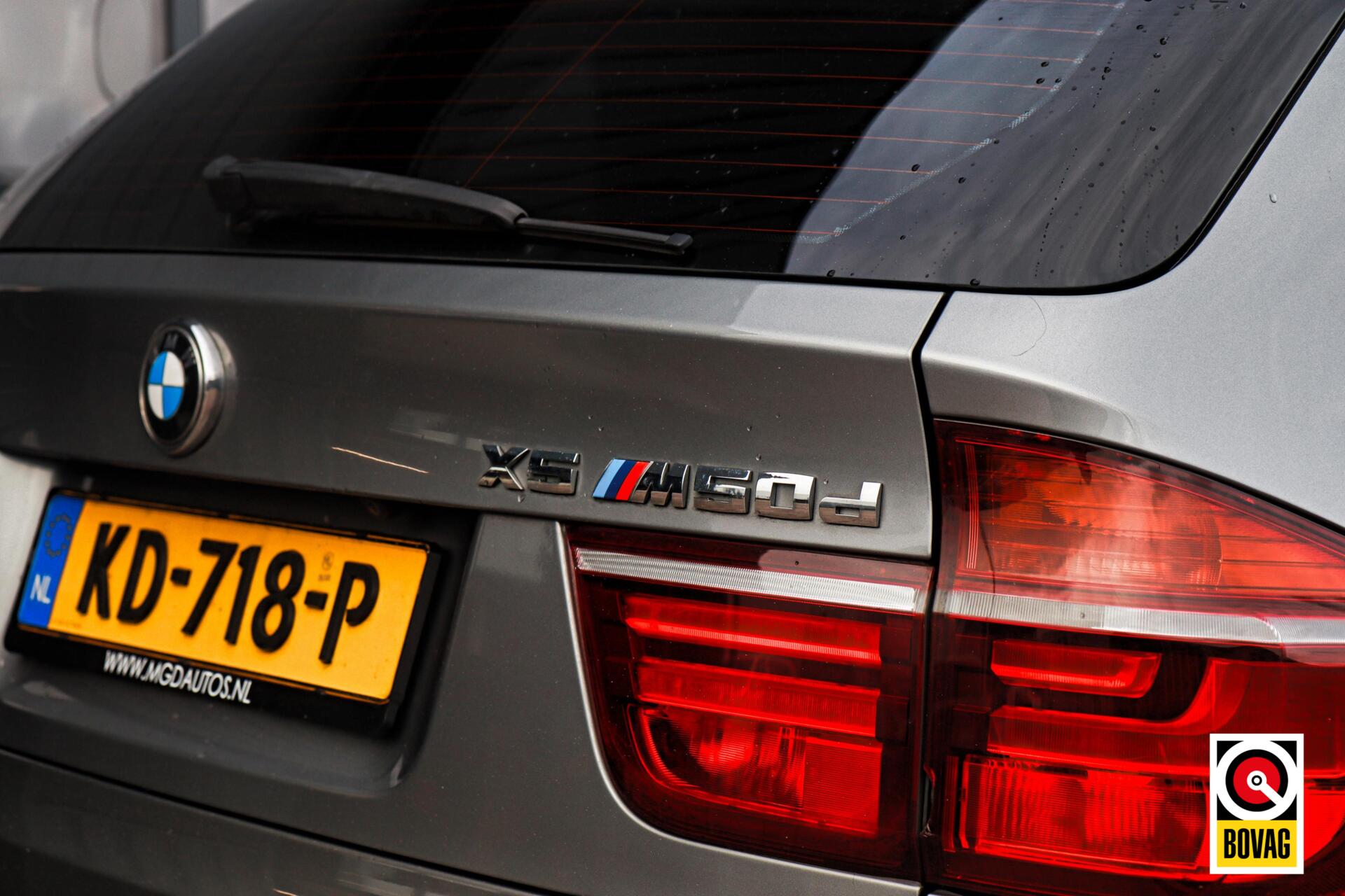 Foto van BMW X5 M50d