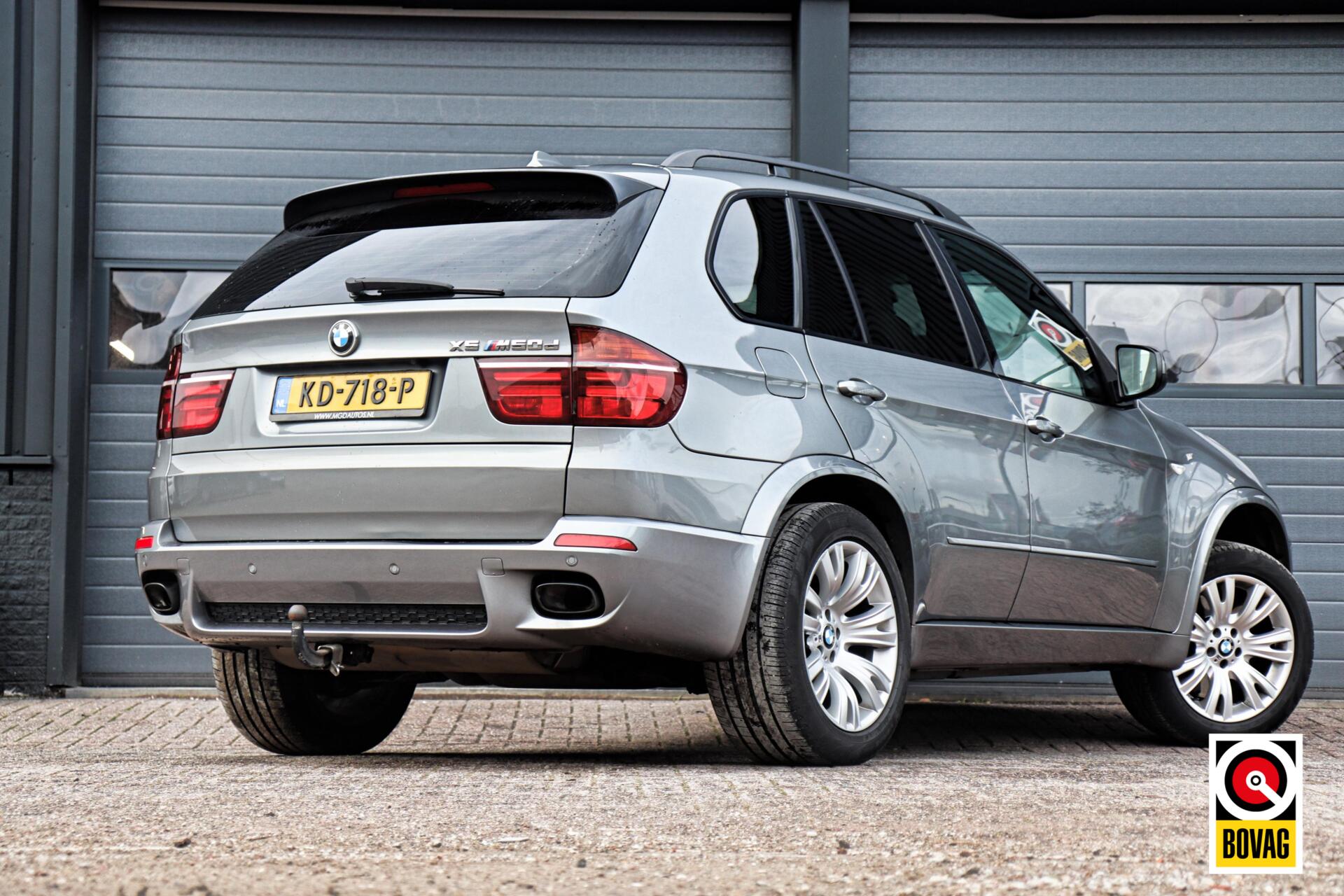 Foto van BMW X5 M50d