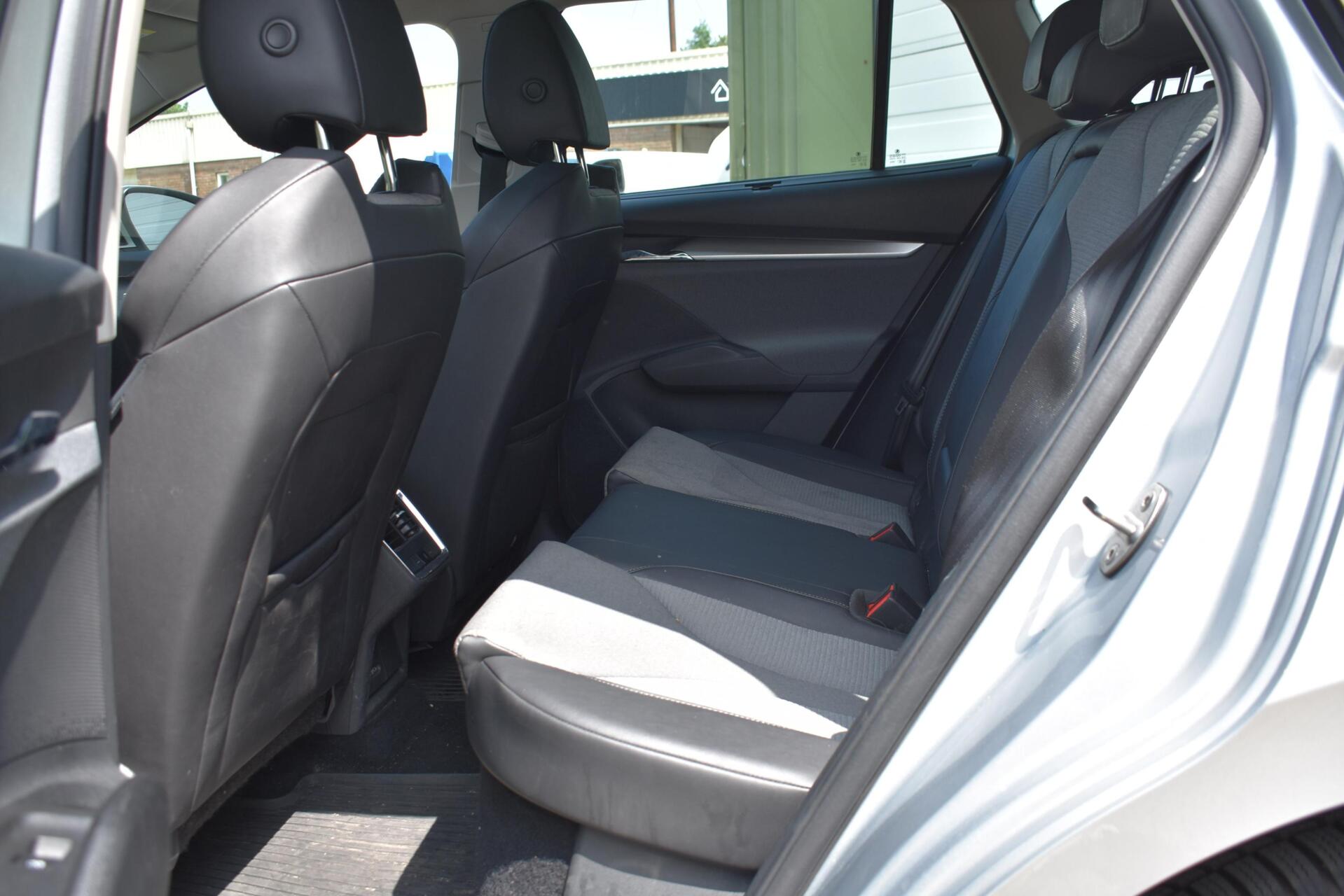 Foto van Skoda Enyaq 60