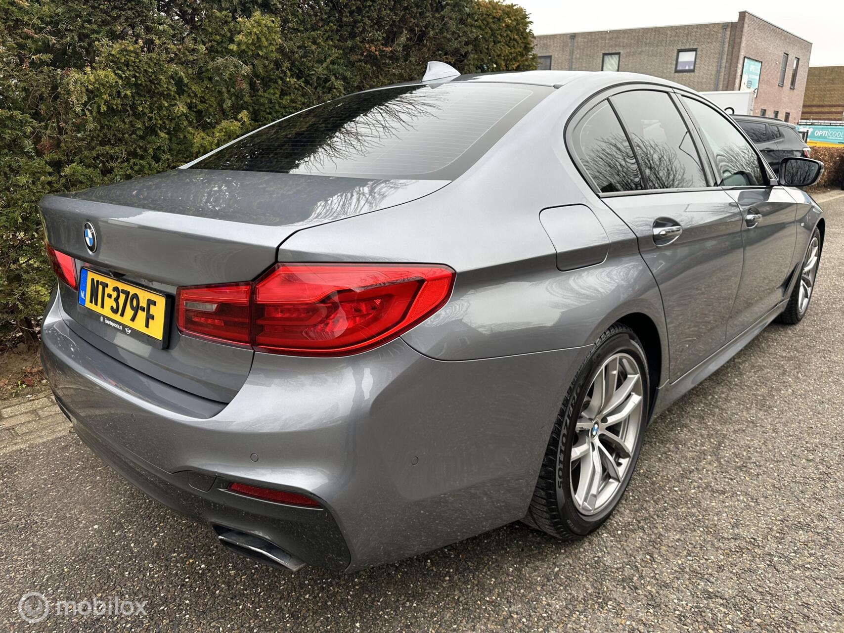 Foto van BMW 530i