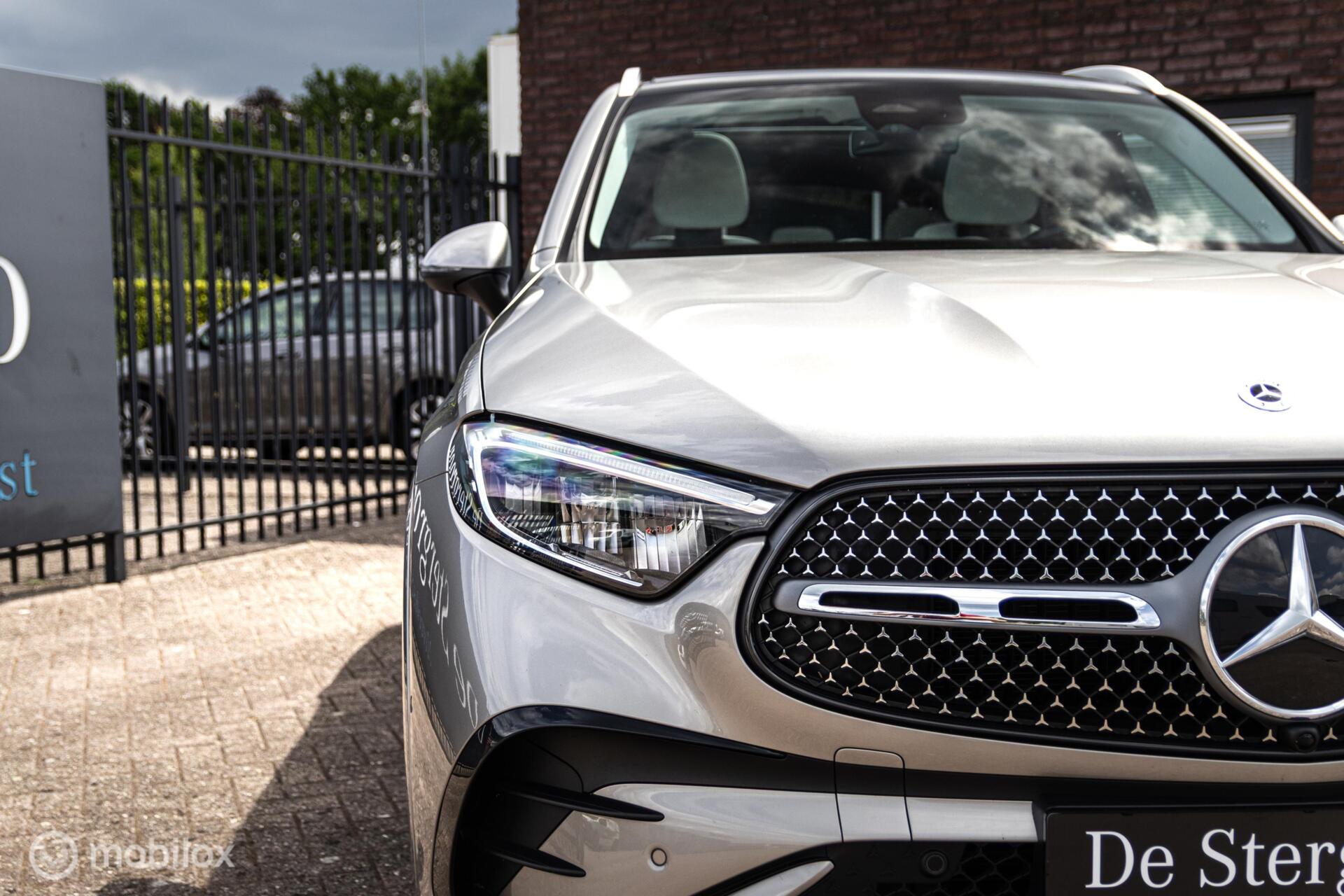 Foto van Mercedes-Benz GLC 300 E 4Matic