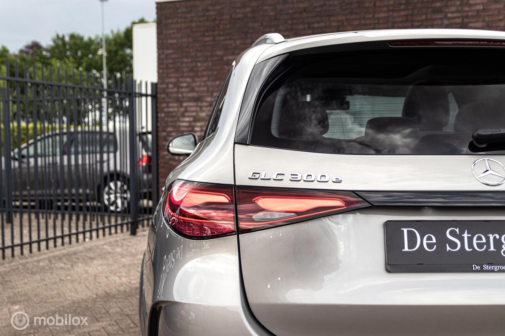 Foto van Mercedes-Benz GLC 300 E 4Matic