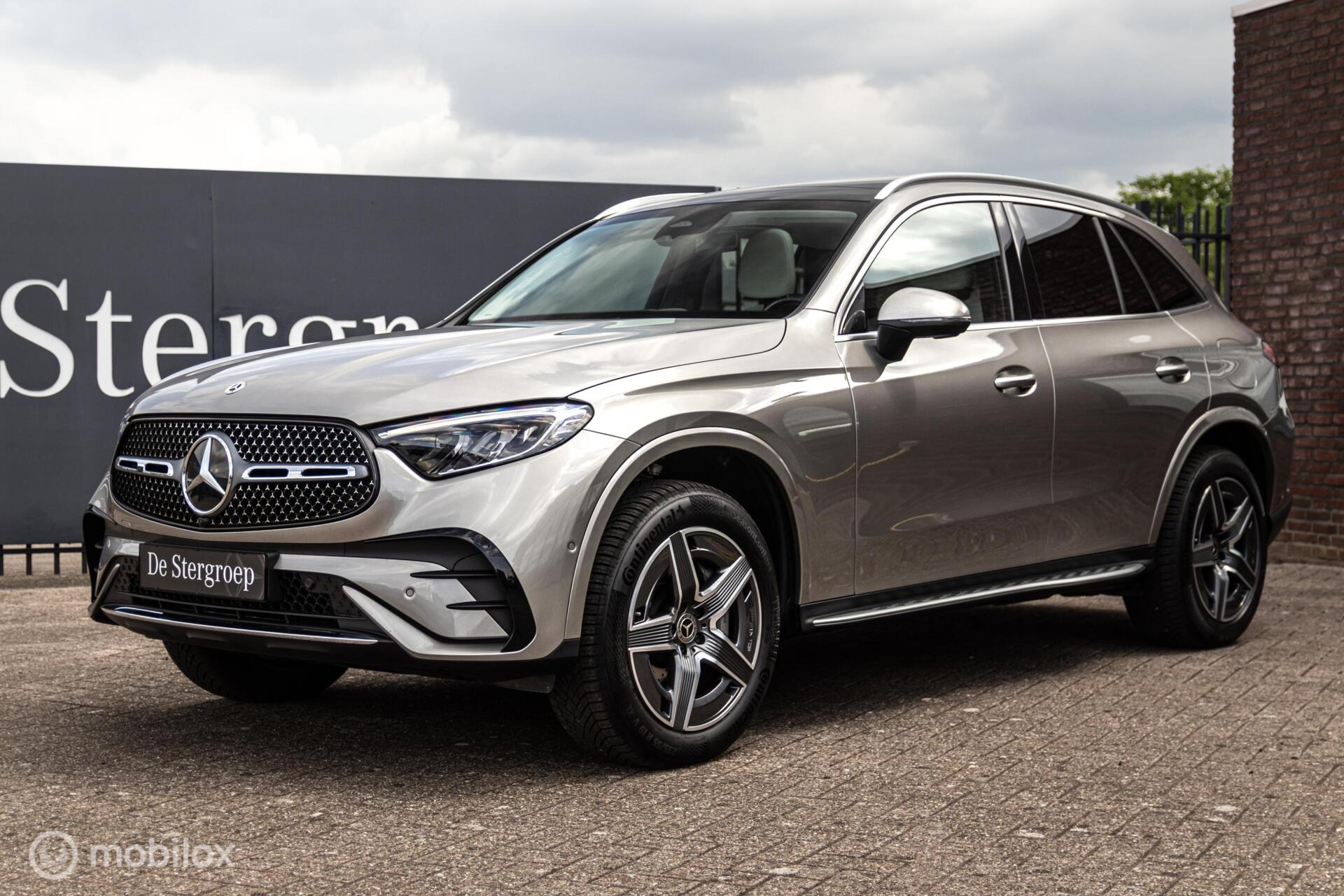 Mercedes-Benz GLC 300 E 4Matic 300e 4MATIC AMG Line 2023 - voorkant