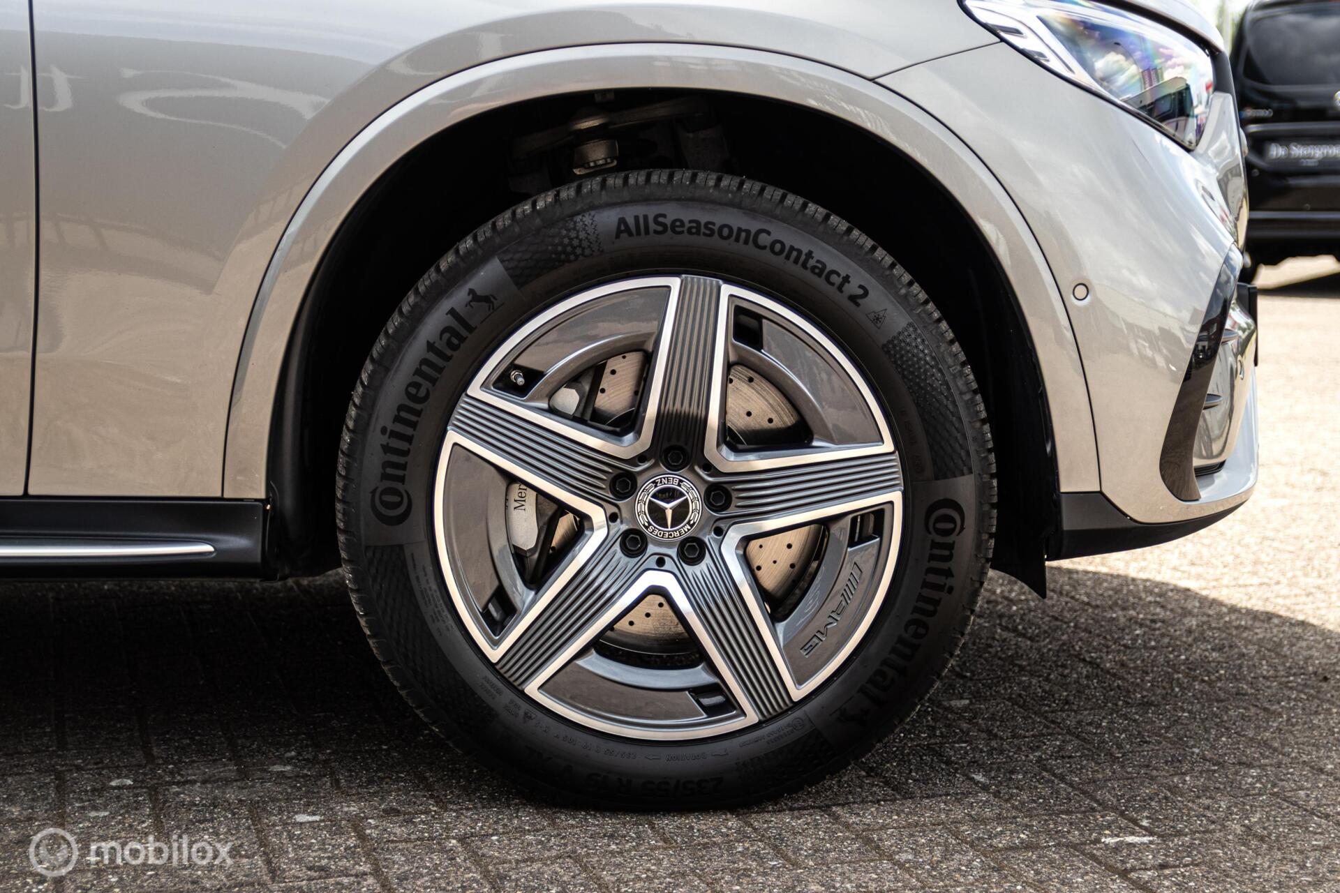 Foto van Mercedes-Benz GLC 300 E 4Matic