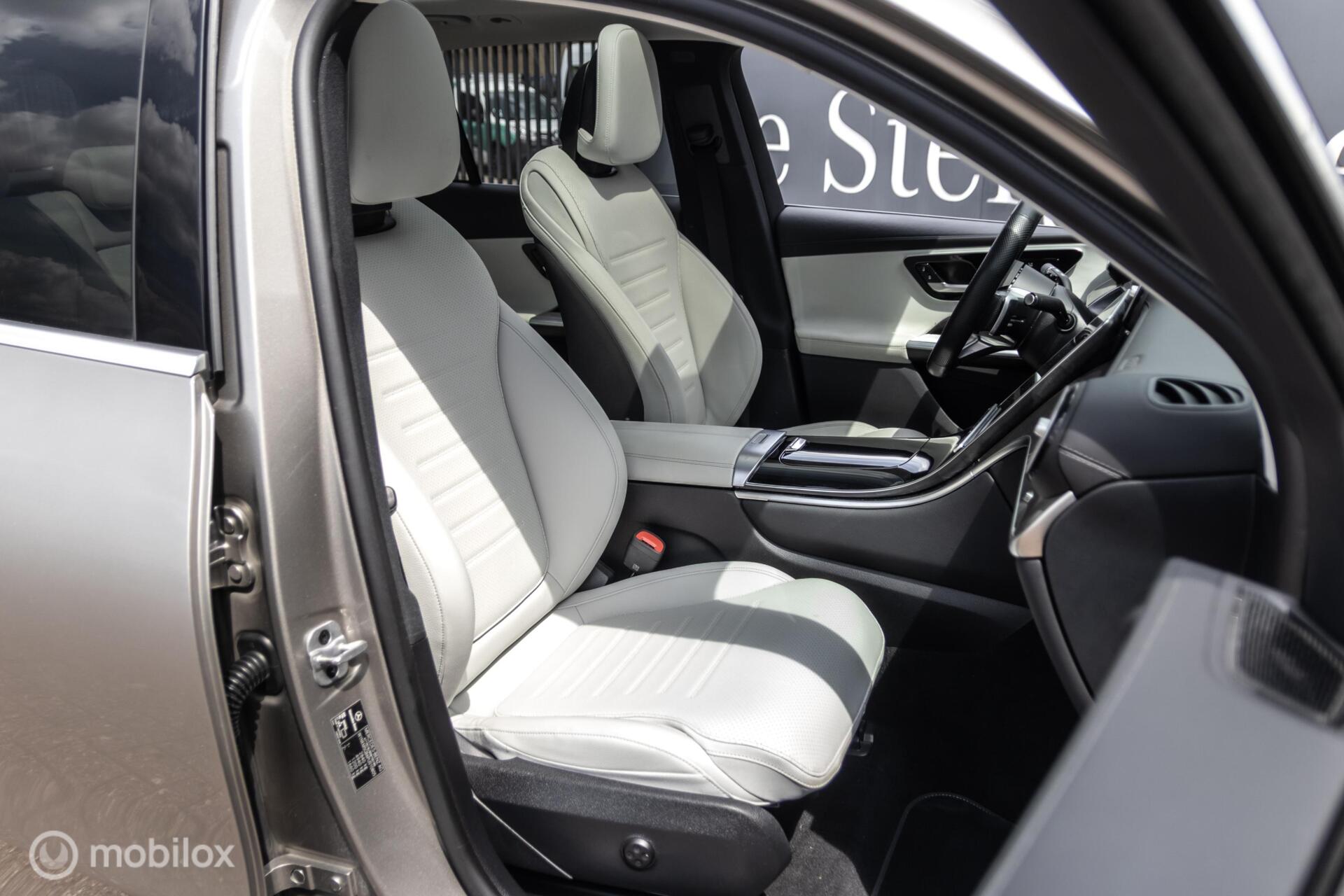Foto van Mercedes-Benz GLC 300 E 4Matic